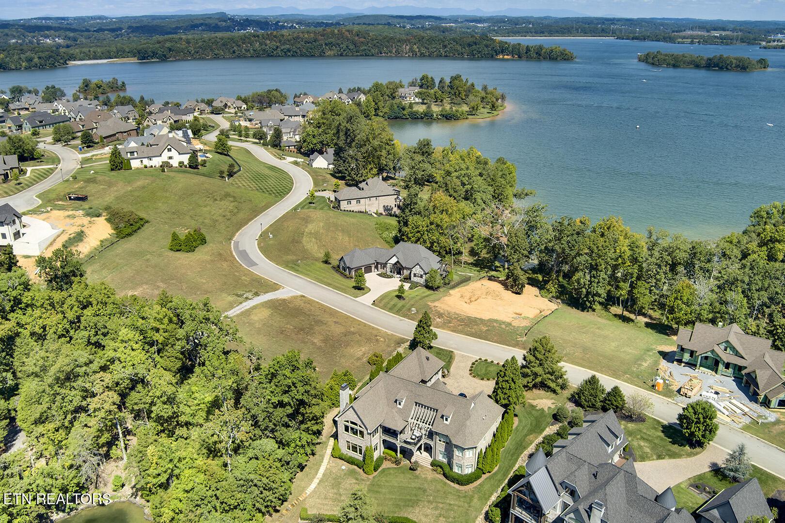 17012 Lighthouse Pointe Drive, Lenoir City, TN - Fort Loudoun and Tellico Lake Real Estate - Image# 62