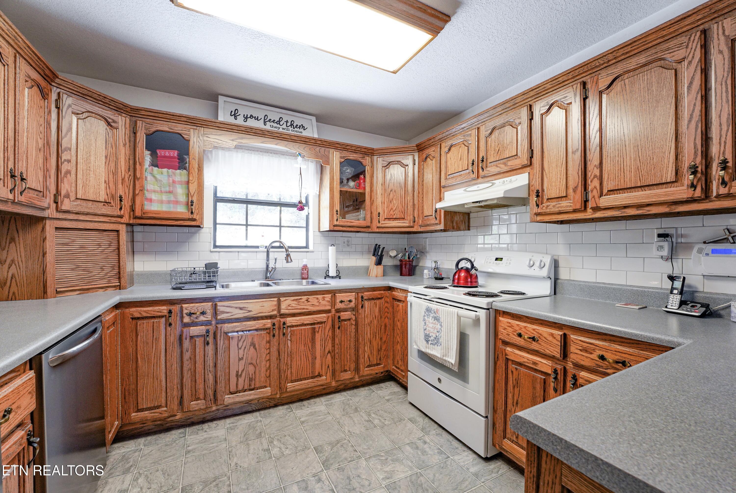 145 Citico Rd, Vonore, TN - Fort Loudoun and Tellico Lake Real Estate - Image# 25