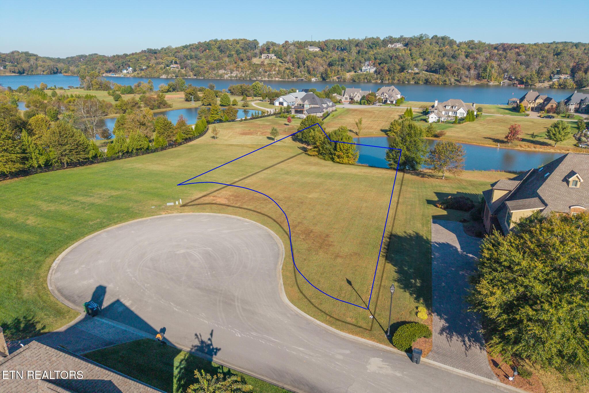 120 Nightharbor Way, Louisville, TN - Fort Loudoun and Tellico Lake Real Estate - Image# 2