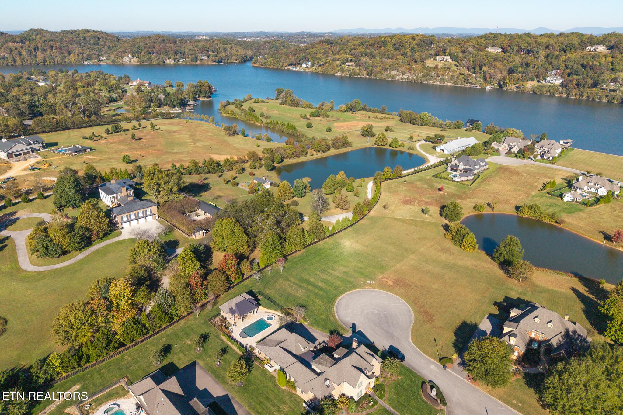 120 Nightharbor Way, Louisville, TN - Fort Loudoun and Tellico Lake Real Estate - Image# 15