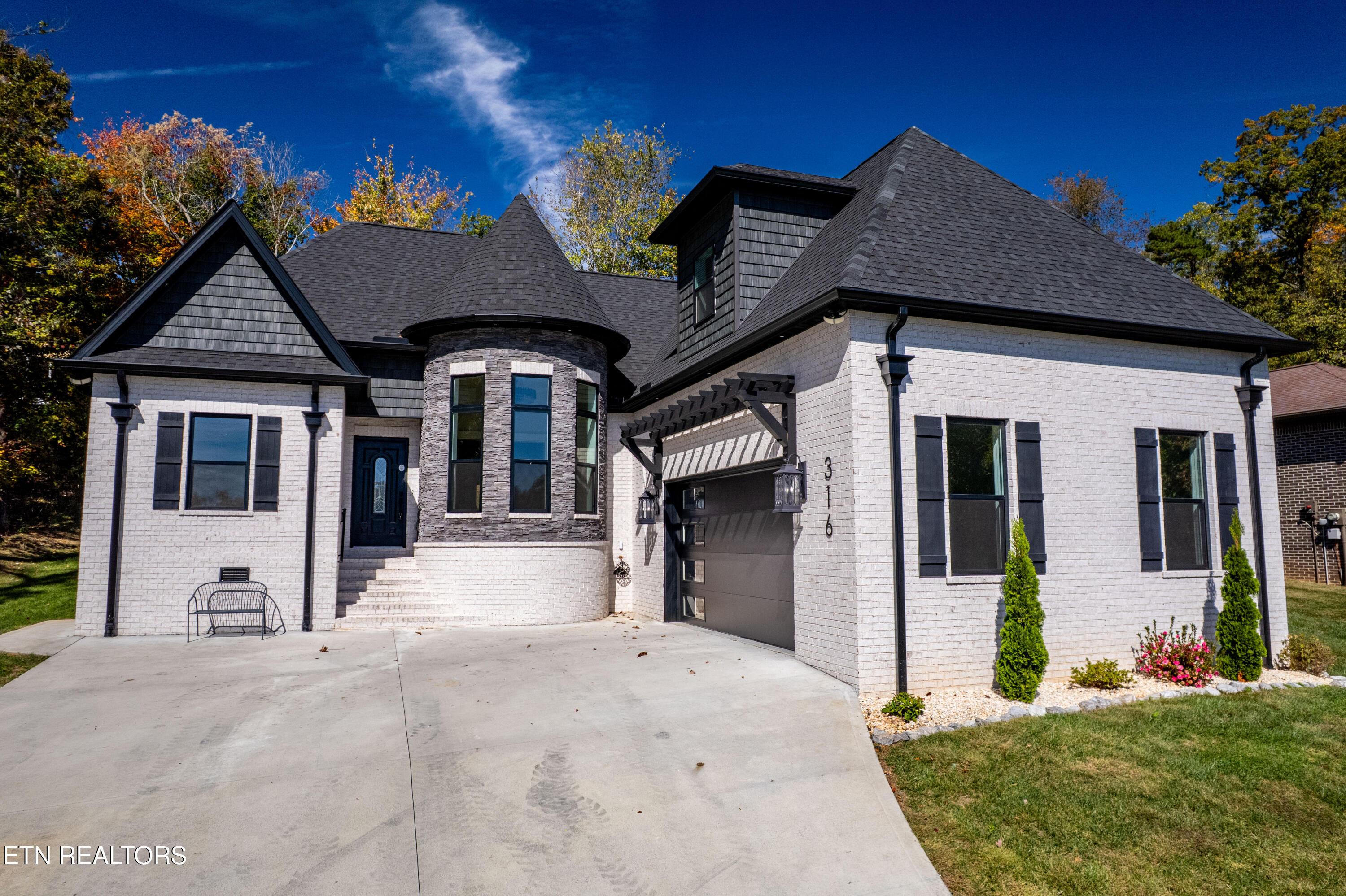 316 Ootsima Lane, Loudon, TN - Fort Loudoun and Tellico Lake Real Estate - Image# 3