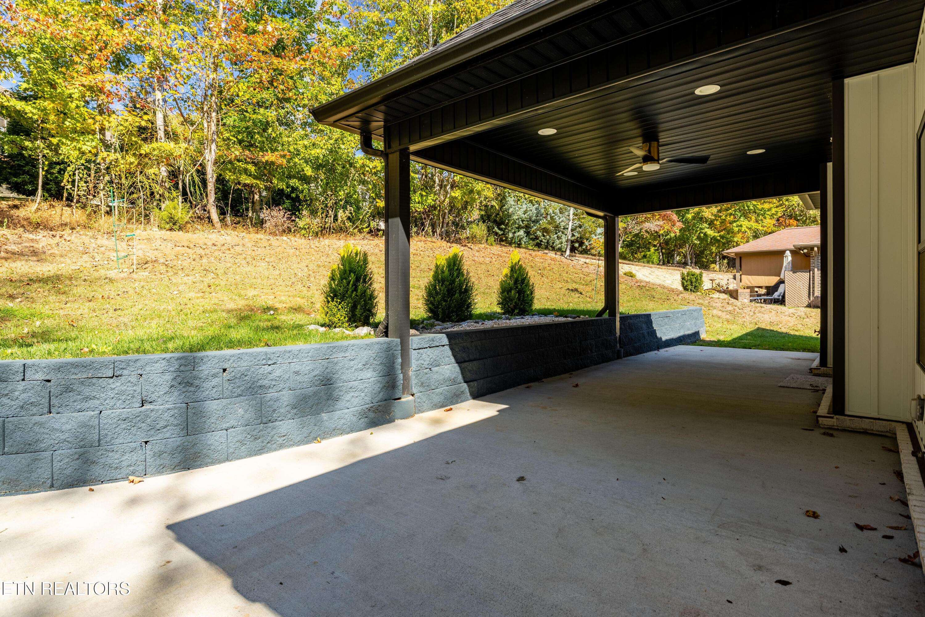 316 Ootsima Lane, Loudon, TN - Fort Loudoun and Tellico Lake Real Estate - Image# 8