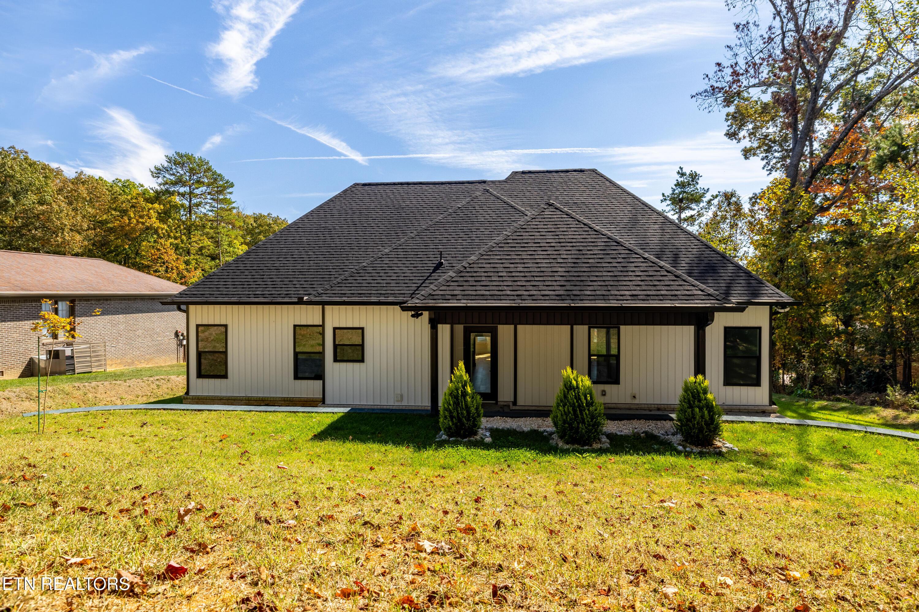 316 Ootsima Lane, Loudon, TN - Fort Loudoun and Tellico Lake Real Estate - Image# 9