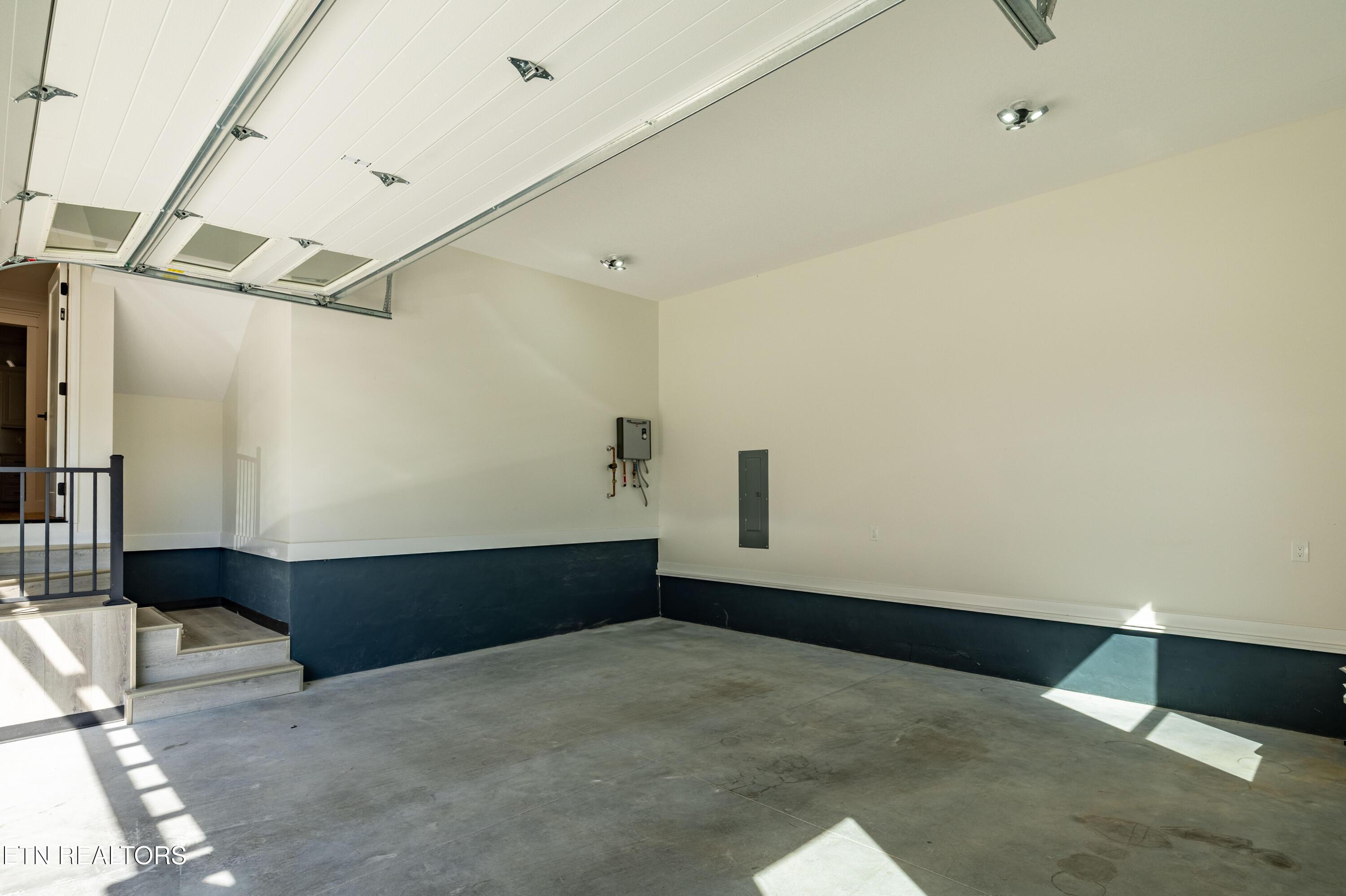 316 Ootsima Lane, Loudon, TN - Fort Loudoun and Tellico Lake Real Estate - Image# 41