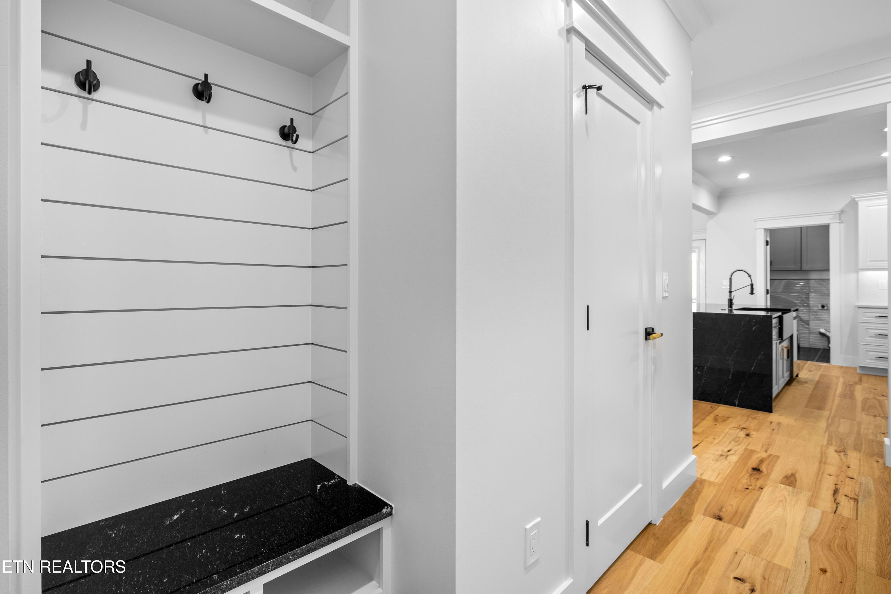 316 Ootsima Lane, Loudon, TN - Fort Loudoun and Tellico Lake Real Estate - Image# 11