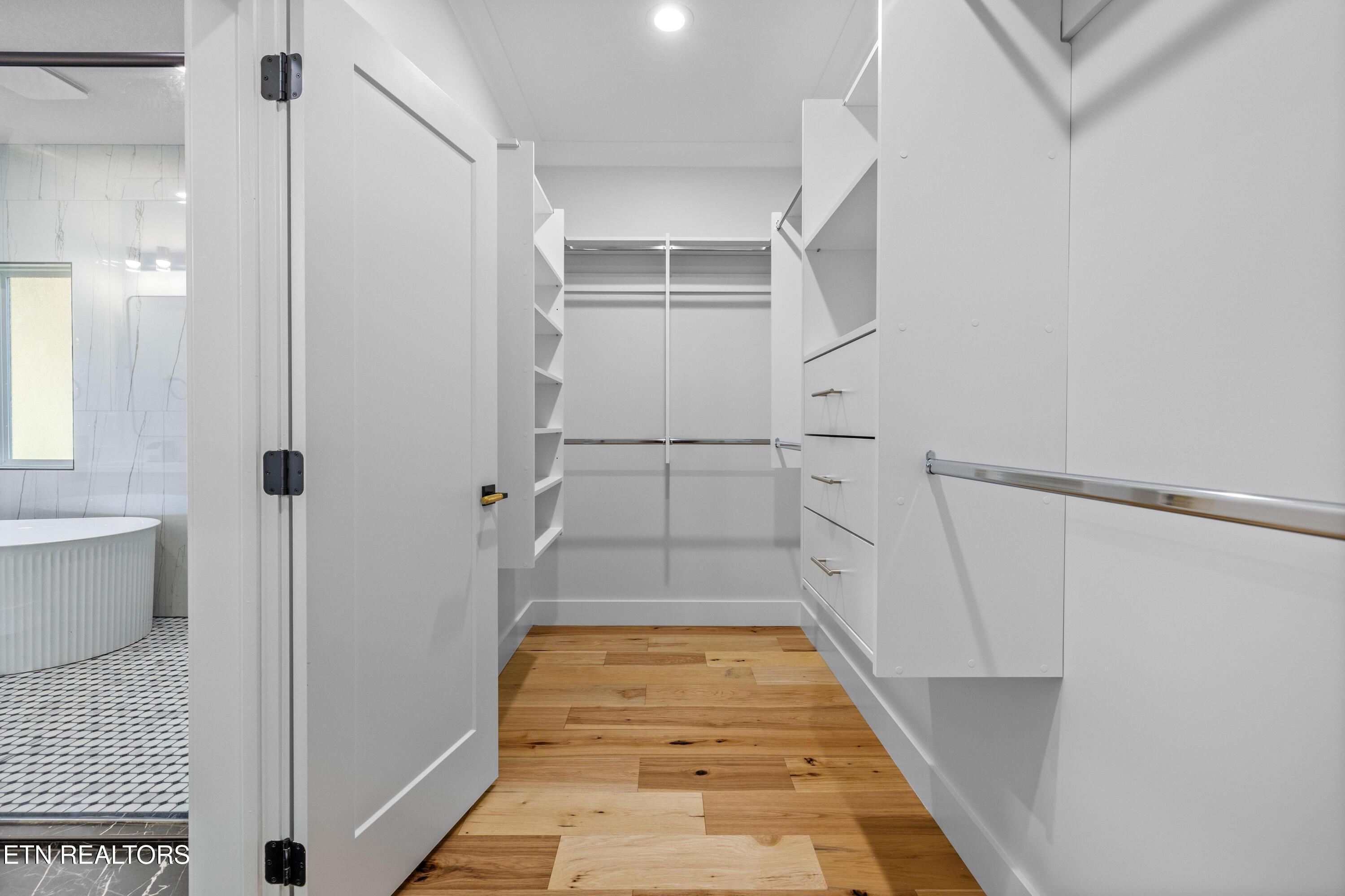 316 Ootsima Lane, Loudon, TN - Fort Loudoun and Tellico Lake Real Estate - Image# 29