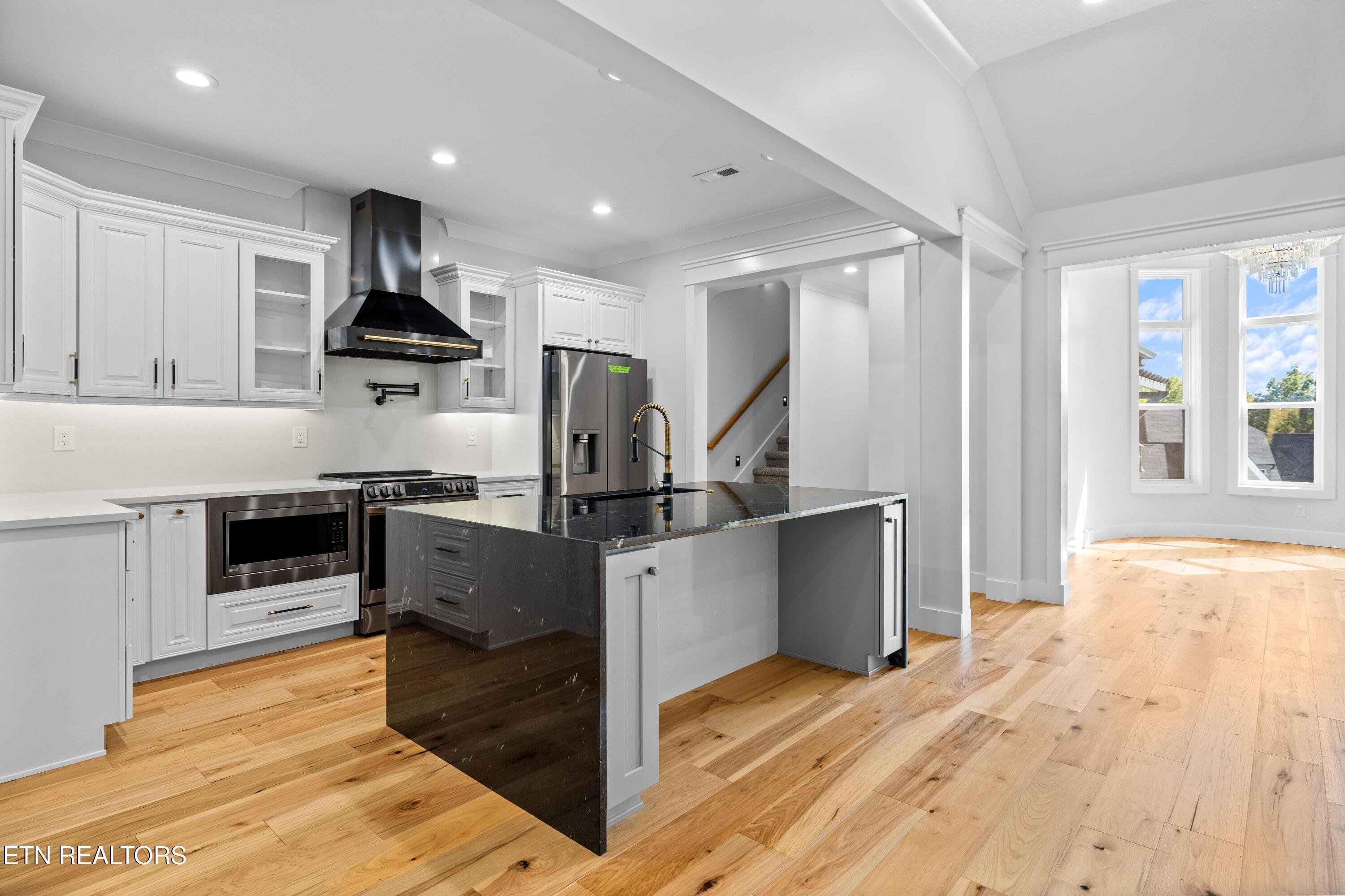 316 Ootsima Lane, Loudon, TN - Fort Loudoun and Tellico Lake Real Estate - Image# 14