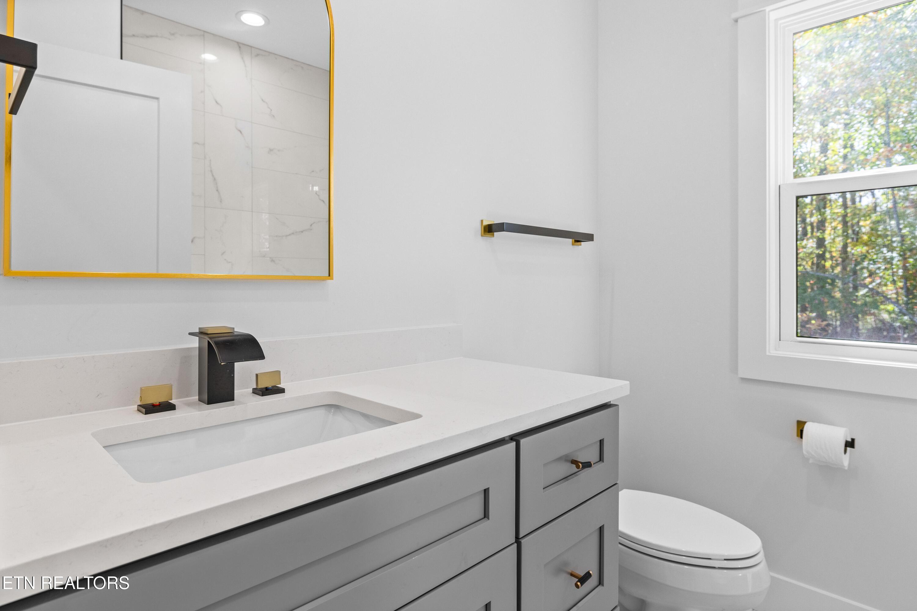 316 Ootsima Lane, Loudon, TN - Fort Loudoun and Tellico Lake Real Estate - Image# 35