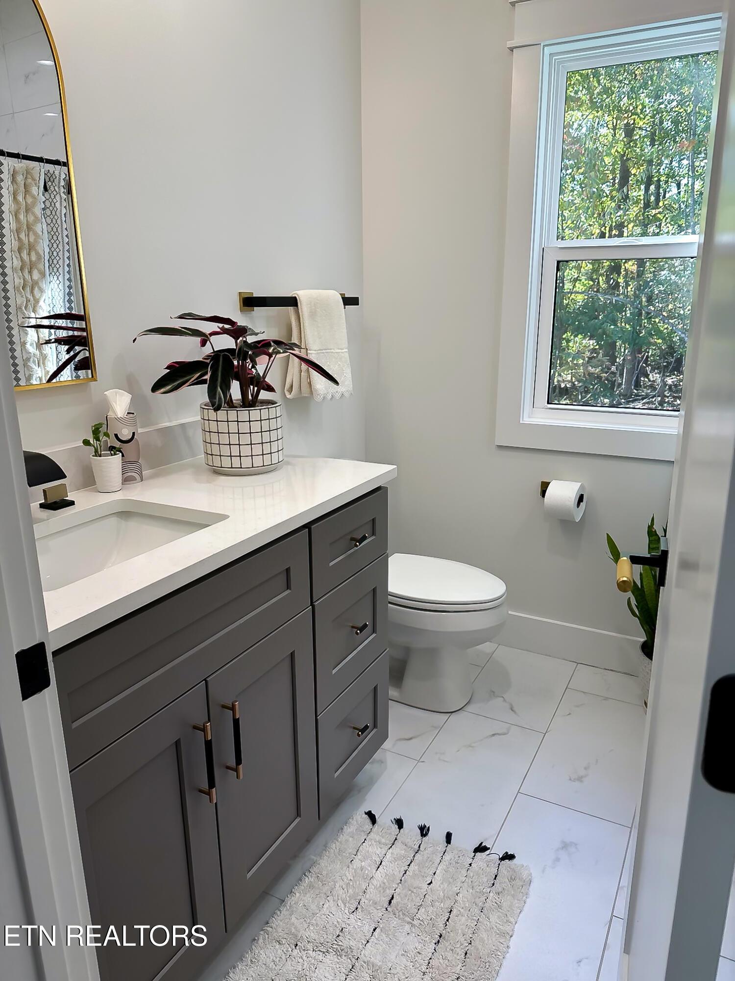 316 Ootsima Lane, Loudon, TN - Fort Loudoun and Tellico Lake Real Estate - Image# 34