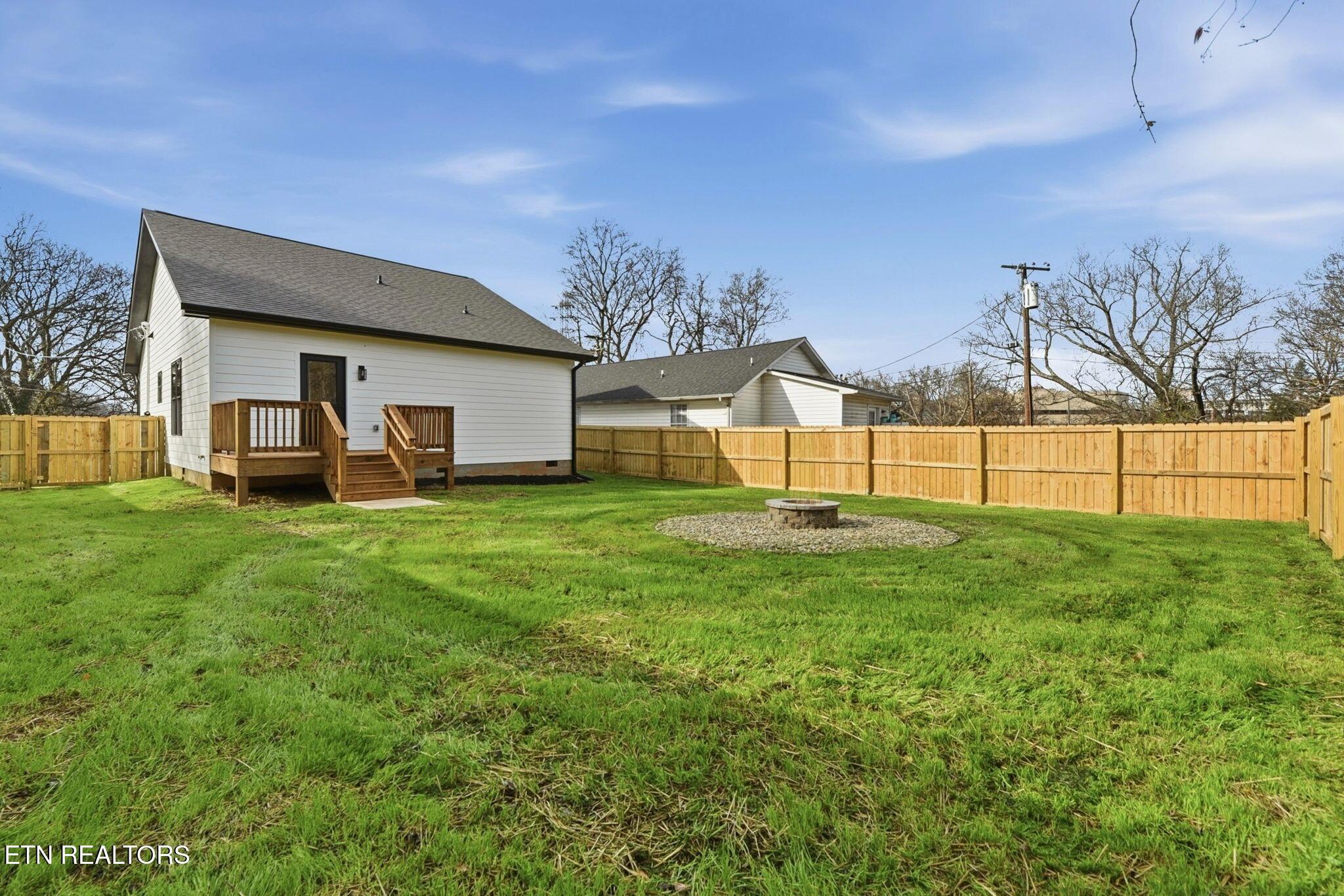 703 SW Redwine St, Knoxville, TN - Fort Loudoun and Tellico Lake Real Estate - Image# 38