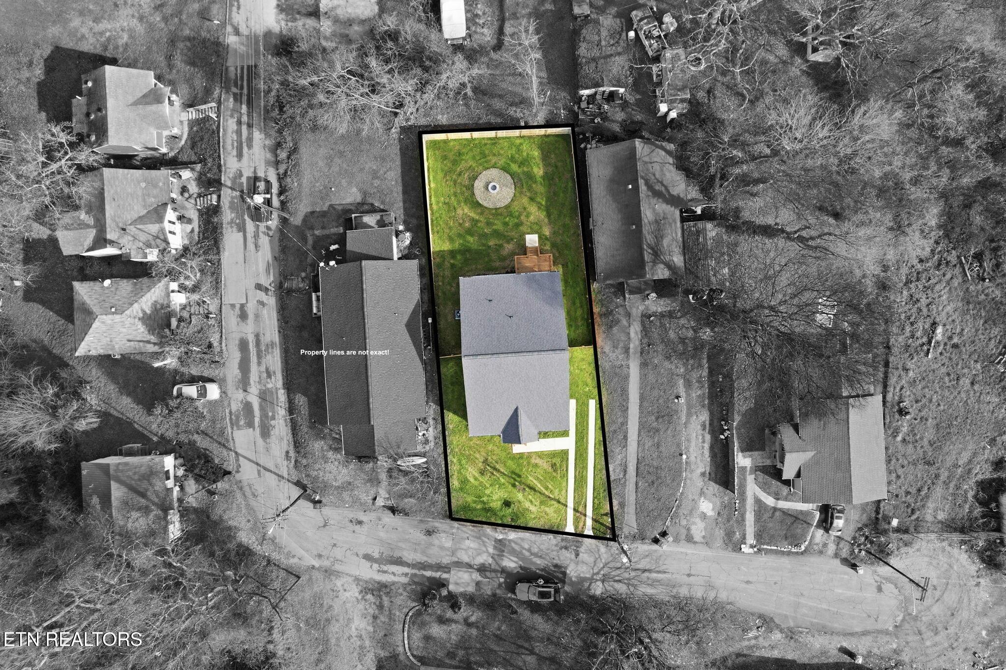 703 SW Redwine St, Knoxville, TN - Fort Loudoun and Tellico Lake Real Estate - Image# 50