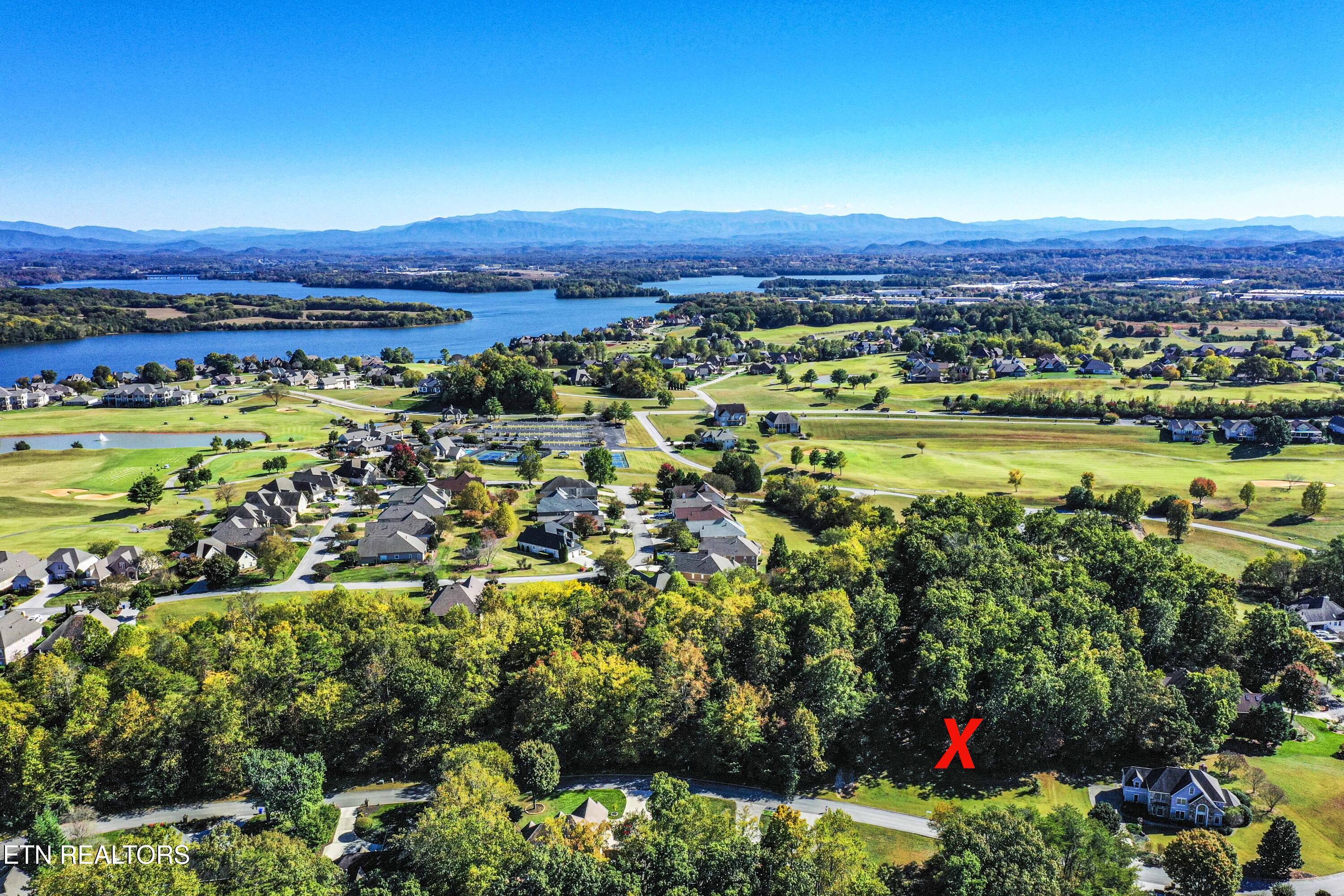 616 Sandpiper Drive, Vonore, TN - Fort Loudoun and Tellico Lake Real Estate - Image# 3