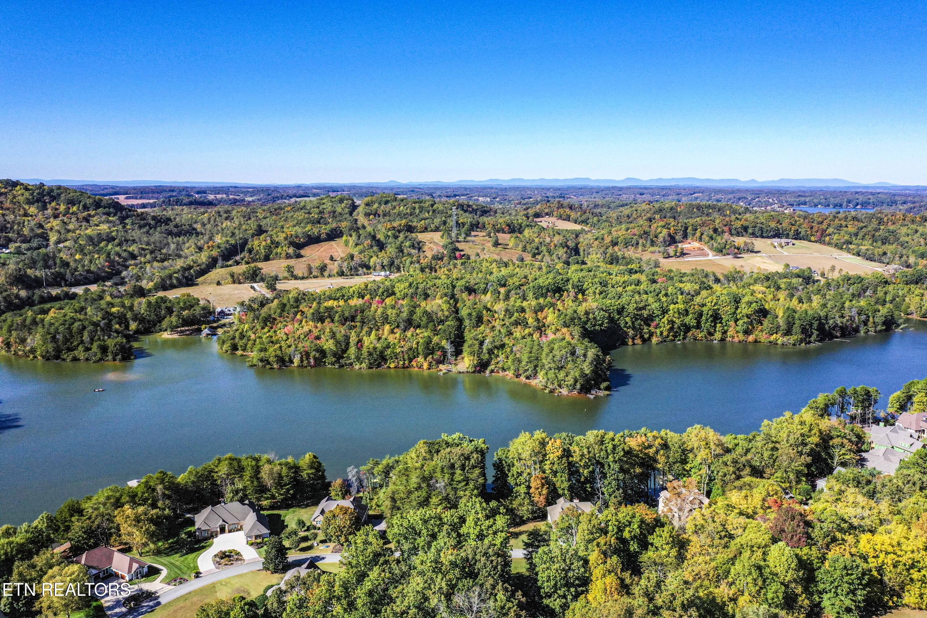 616 Sandpiper Drive, Vonore, TN - Fort Loudoun and Tellico Lake Real Estate - Image# 11