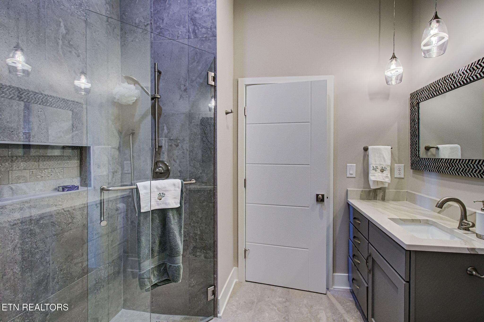 322 Okmulgee Circle, Loudon, TN - Fort Loudoun and Tellico Lake Real Estate - Image# 55