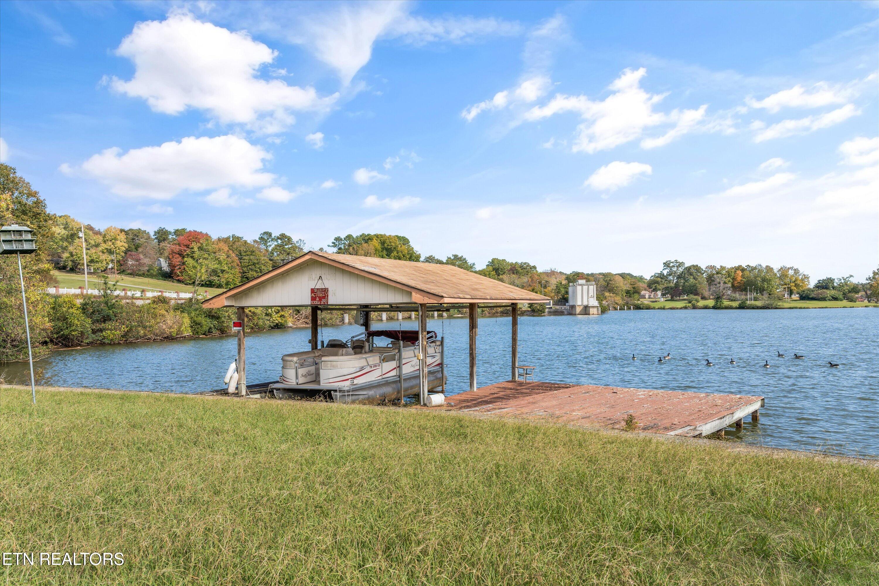 1186 Jenkins Lane, Knoxville, TN - Fort Loudoun and Tellico Lake Real Estate - Image# 2