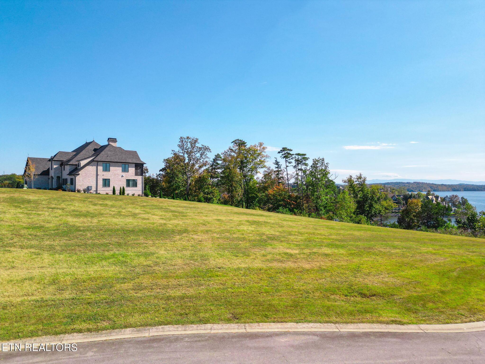 1199 Shadow Hill Drive, Lenoir City, TN - Fort Loudoun and Tellico Lake Real Estate - Image# 1