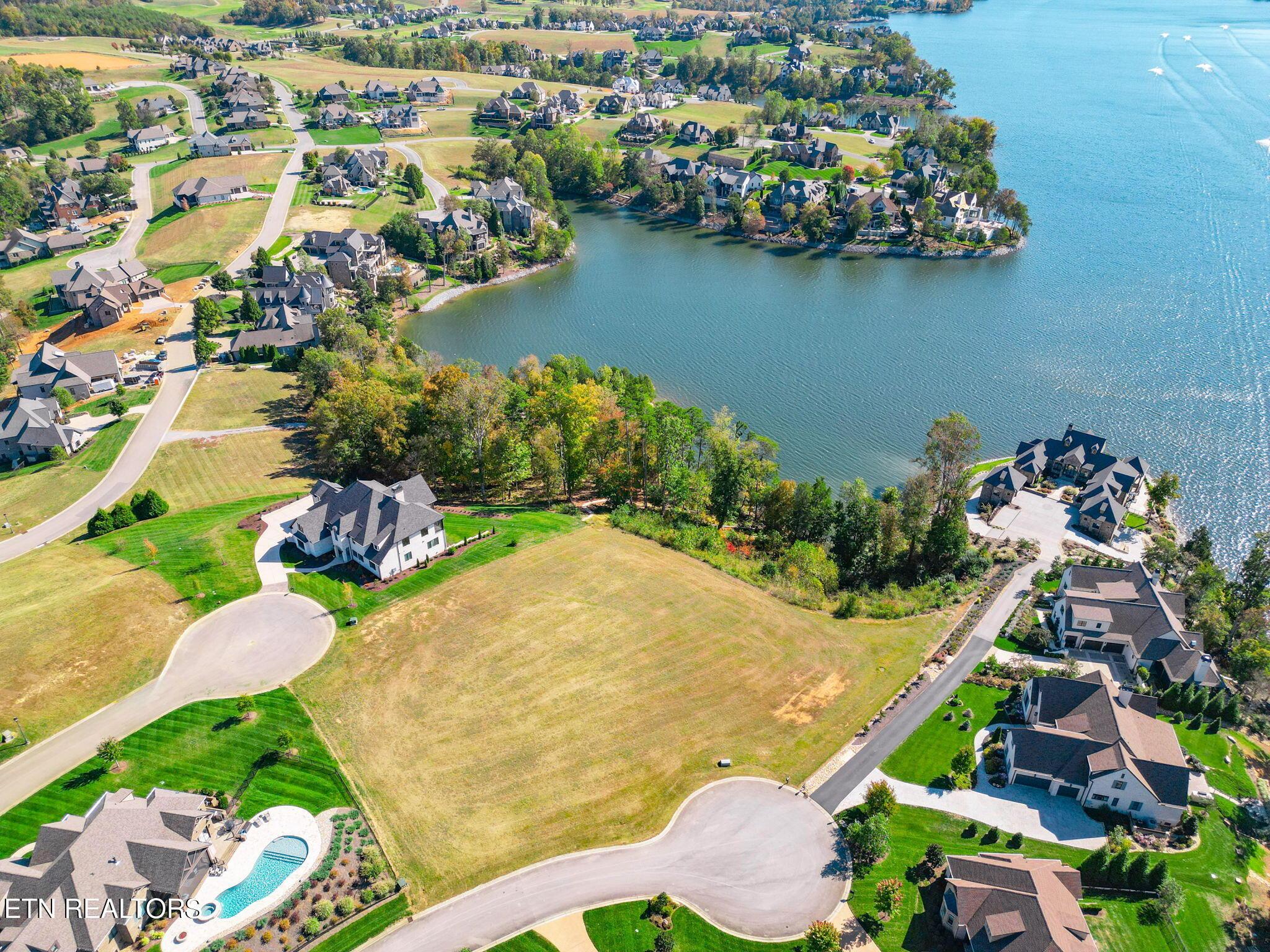 1199 Shadow Hill Drive, Lenoir City, TN - Fort Loudoun and Tellico Lake Real Estate - Image# 4