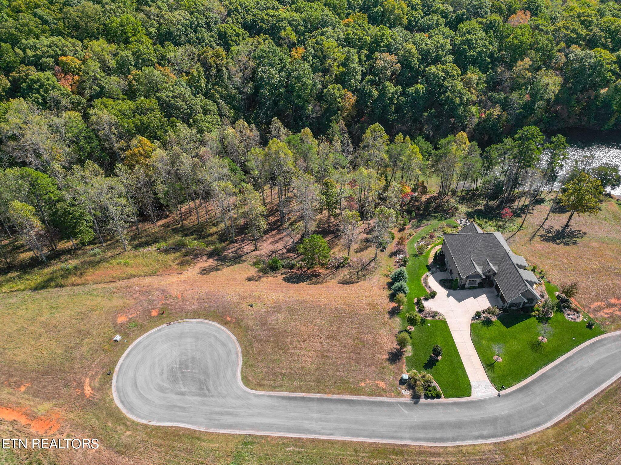 516 Beckets Way, Lenoir City, TN - Fort Loudoun and Tellico Lake Real Estate - Image# 4