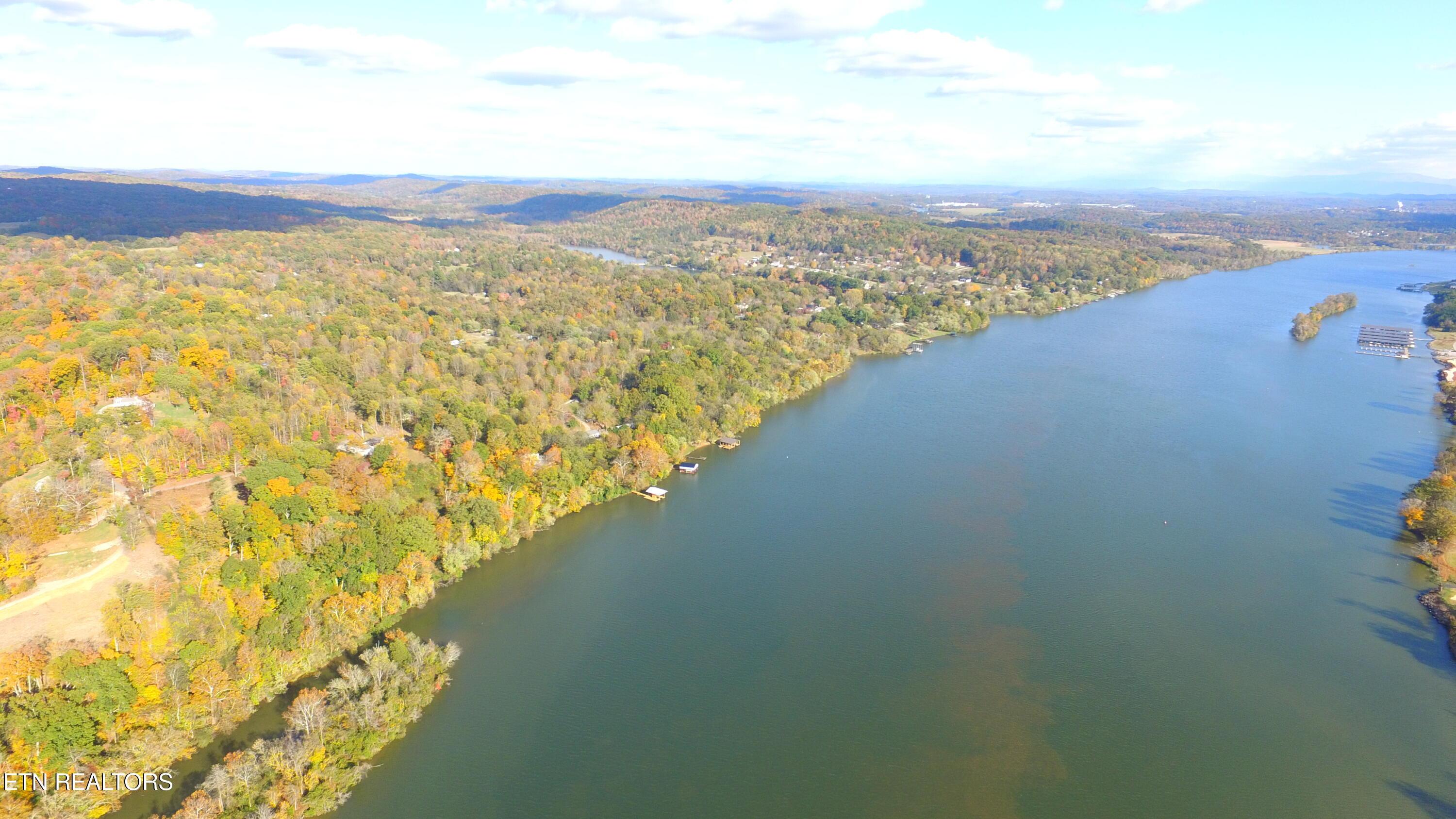 173 Cedar Grove St, Loudon, TN - Fort Loudoun and Tellico Lake Real Estate - Image# 5