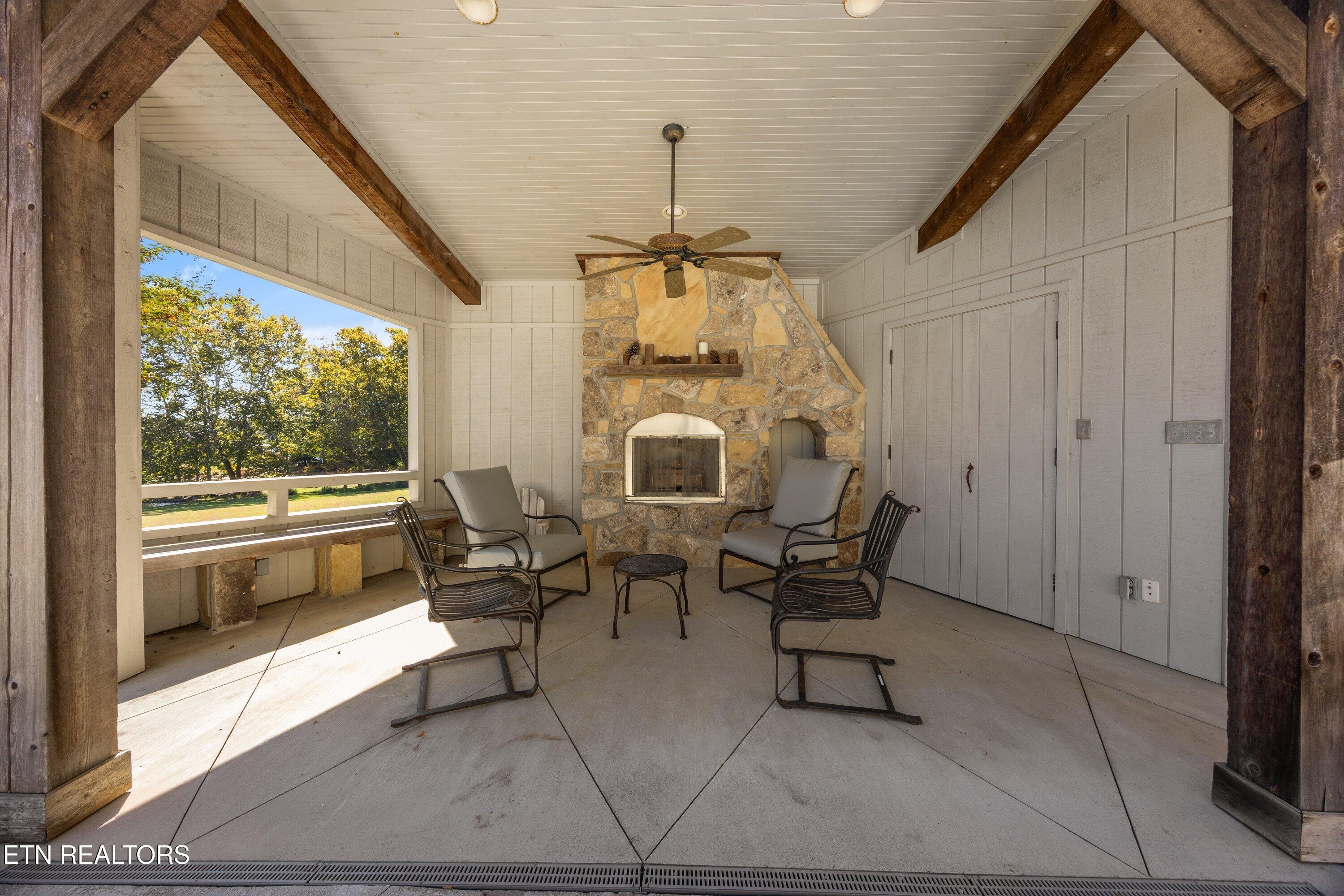 8832 Cove Point Lane, Knoxville, TN - Fort Loudoun and Tellico Lake Real Estate - Image# 12