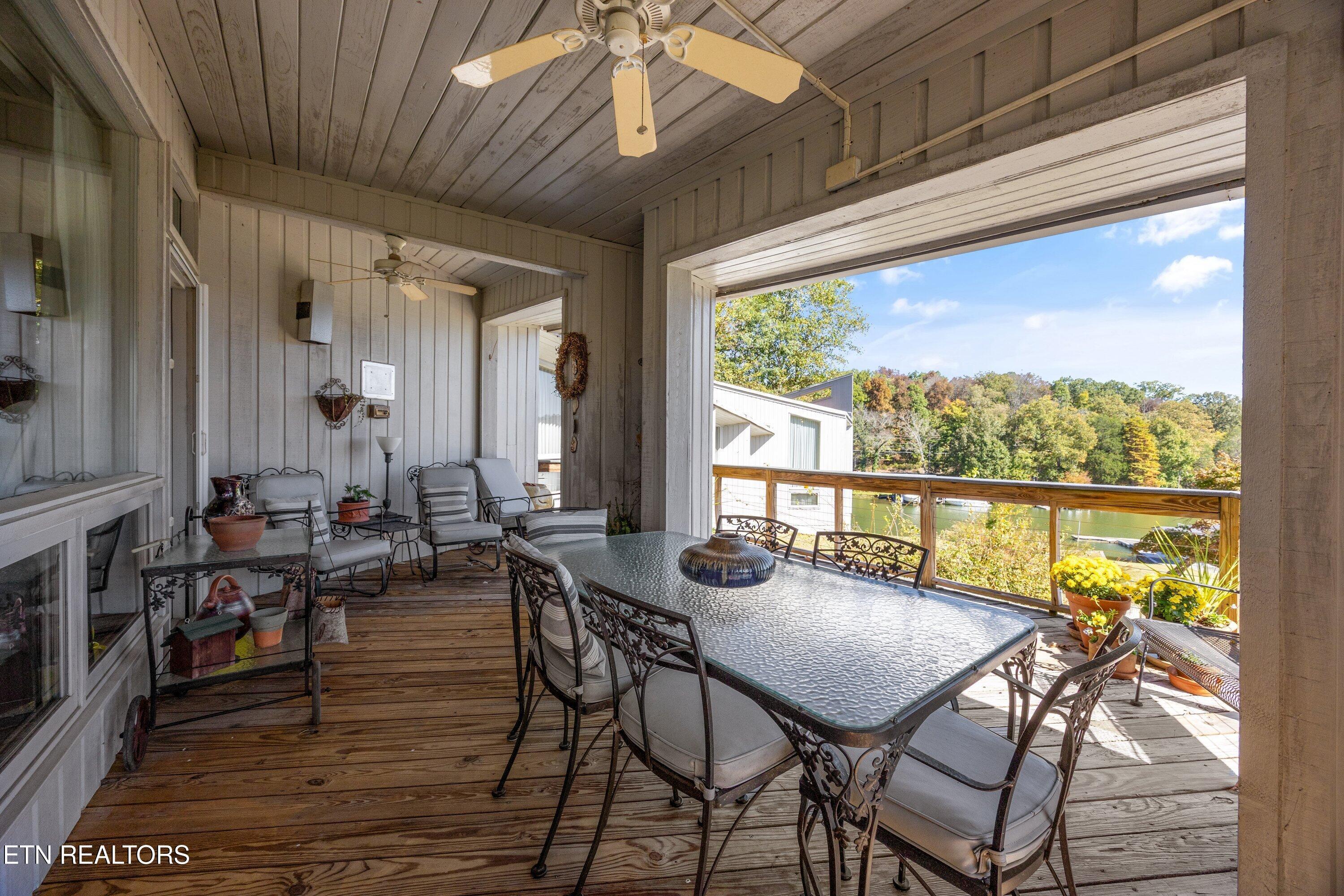 8832 Cove Point Lane, Knoxville, TN - Fort Loudoun and Tellico Lake Real Estate - Image# 14