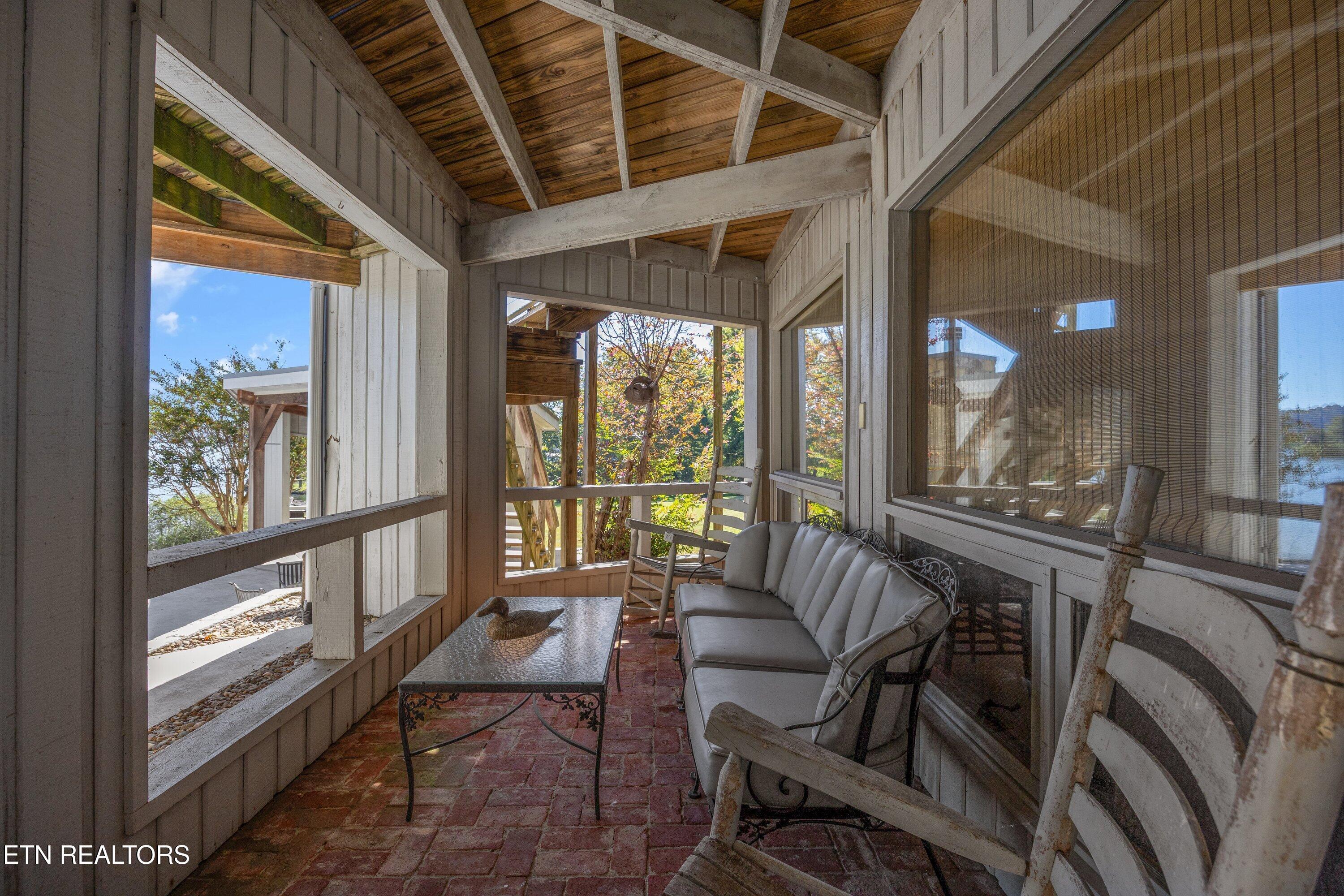 8832 Cove Point Lane, Knoxville, TN - Fort Loudoun and Tellico Lake Real Estate - Image# 15