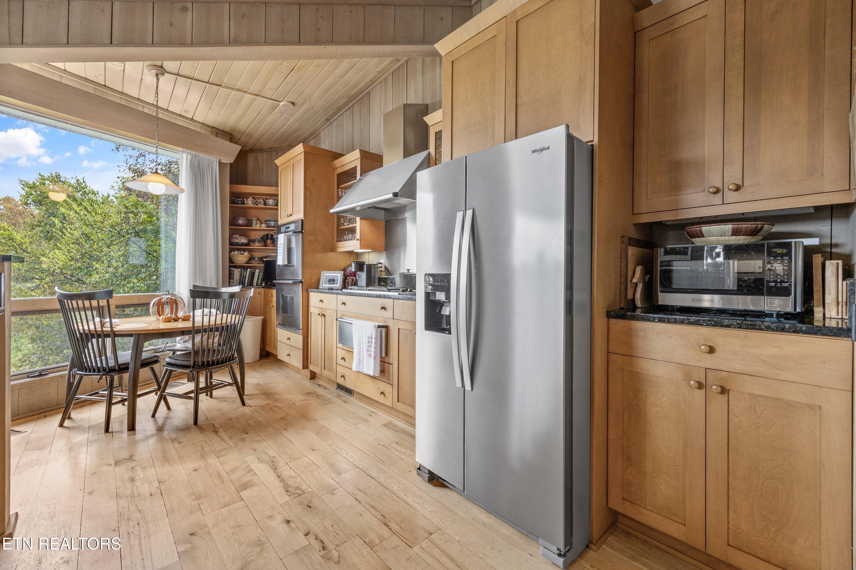 8832 Cove Point Lane, Knoxville, TN - Fort Loudoun and Tellico Lake Real Estate - Image# 30