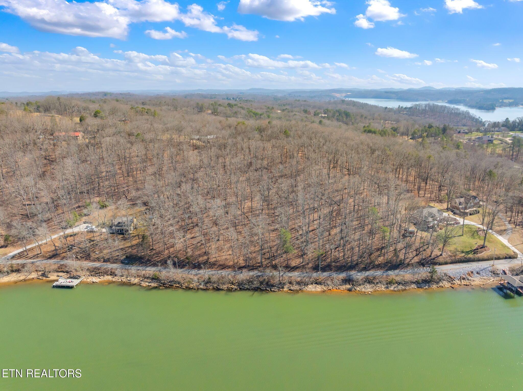 4775 Lakeside Drive, Lenoir City, TN - Fort Loudoun and Tellico Lake Real Estate - Image# 3