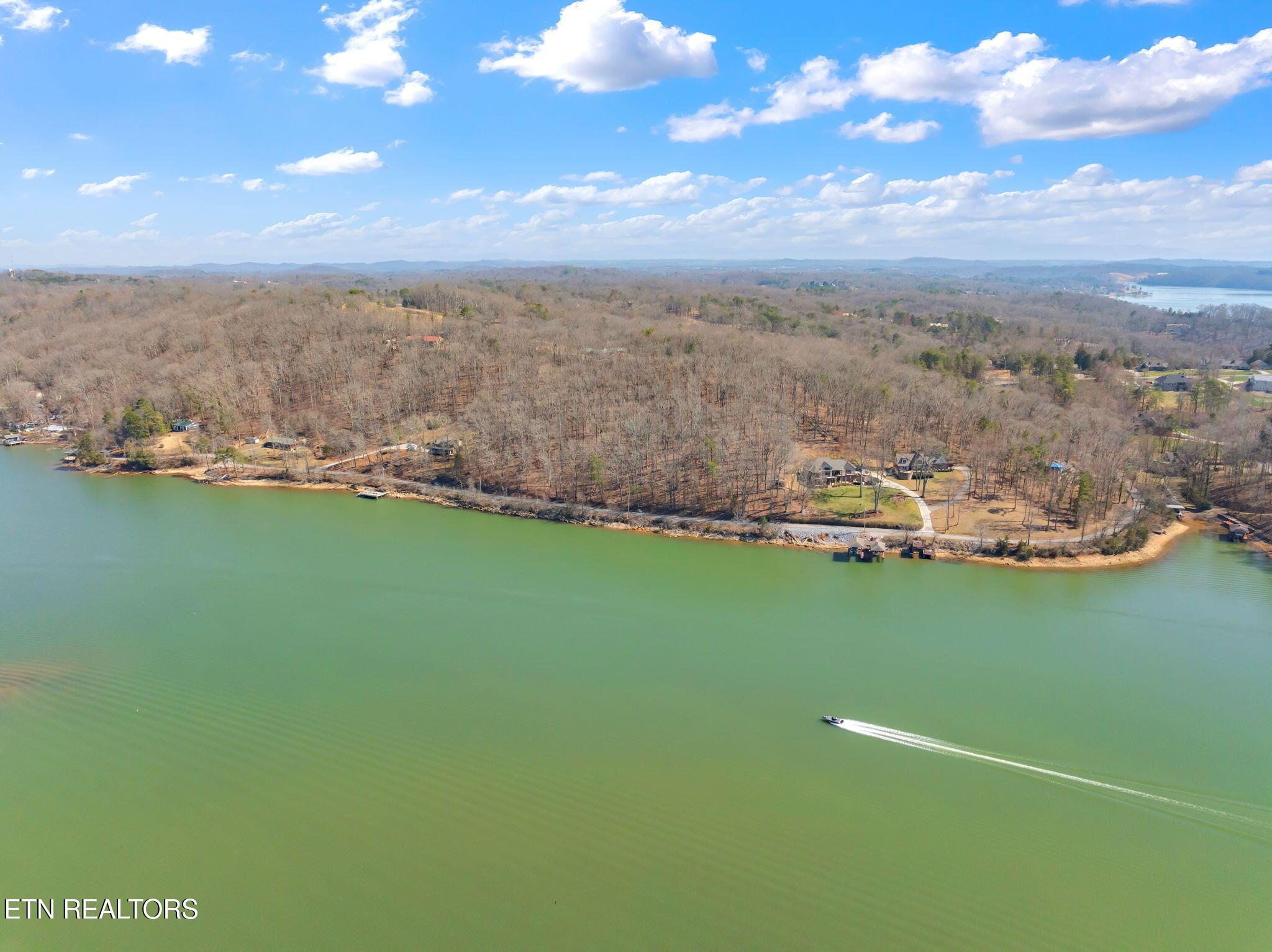 4775 Lakeside Drive, Lenoir City, TN - Fort Loudoun and Tellico Lake Real Estate - Image# 9