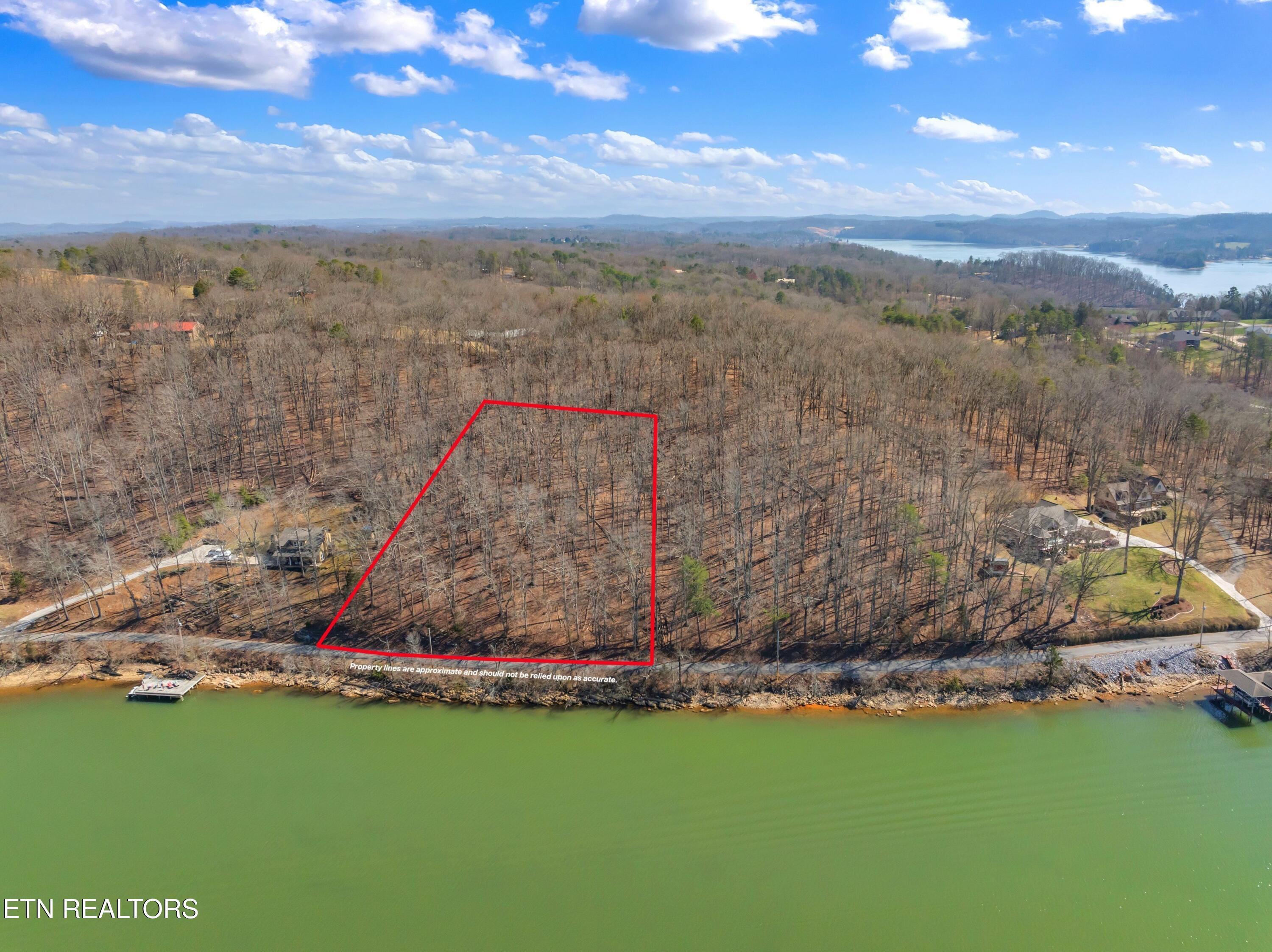 4775 Lakeside Drive, Lenoir City, TN - Fort Loudoun and Tellico Lake Real Estate - Image# 1