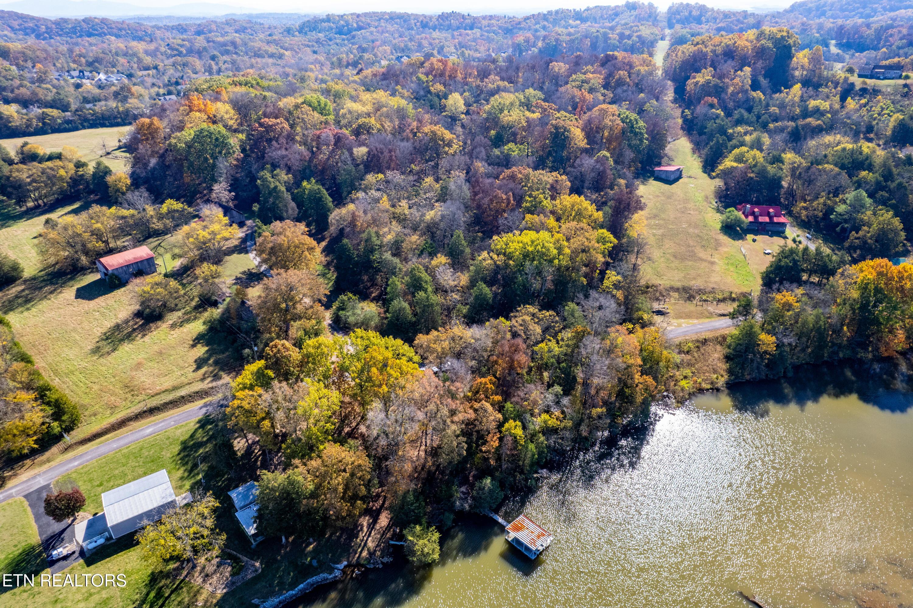 3070 W Fork Rd, Loudon, TN - Fort Loudoun and Tellico Lake Real Estate - Image# 43