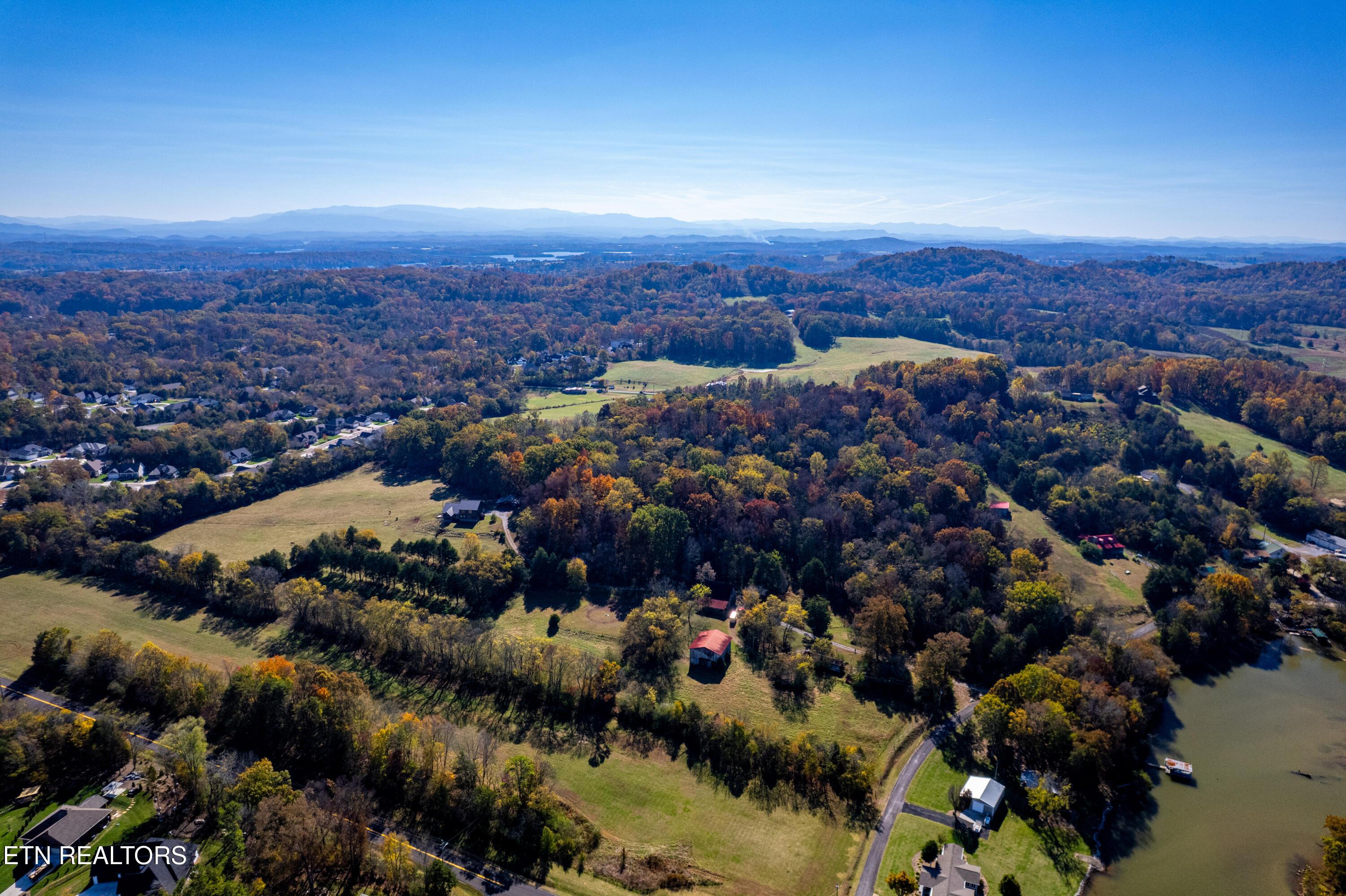 3070 W Fork Rd, Loudon, TN - Fort Loudoun and Tellico Lake Real Estate - Image# 33