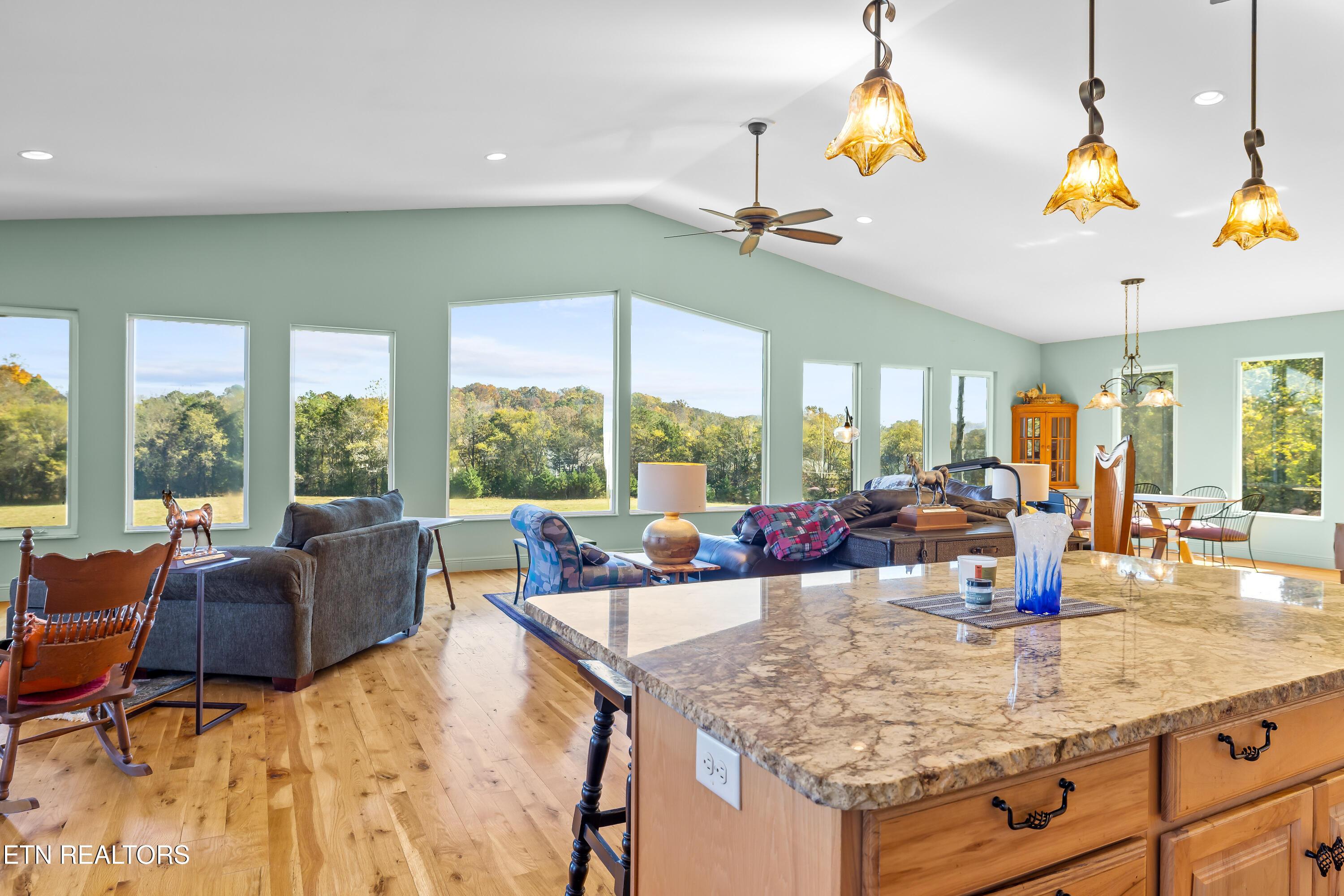 3070 W Fork Rd, Loudon, TN - Fort Loudoun and Tellico Lake Real Estate - Image# 10