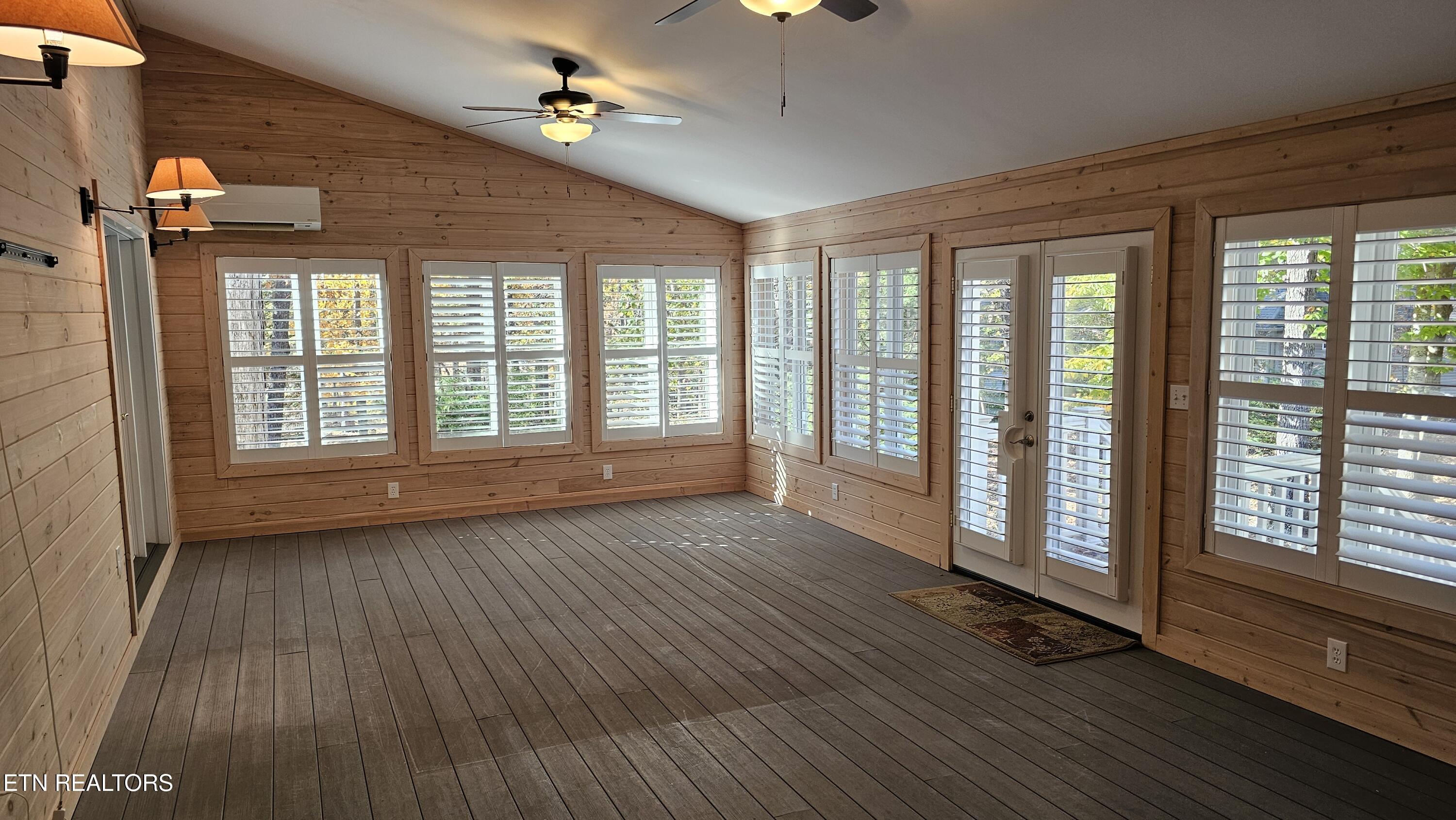 302 Oostanali Circle, Loudon, TN - Fort Loudoun and Tellico Lake Real Estate - Image# 24