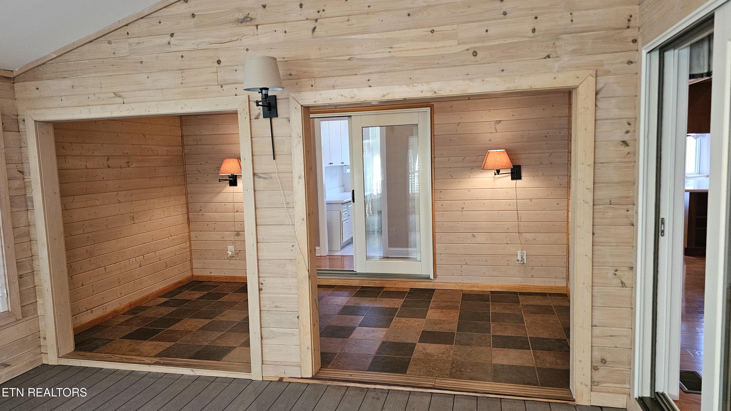 302 Oostanali Circle, Loudon, TN - Fort Loudoun and Tellico Lake Real Estate - Image# 26