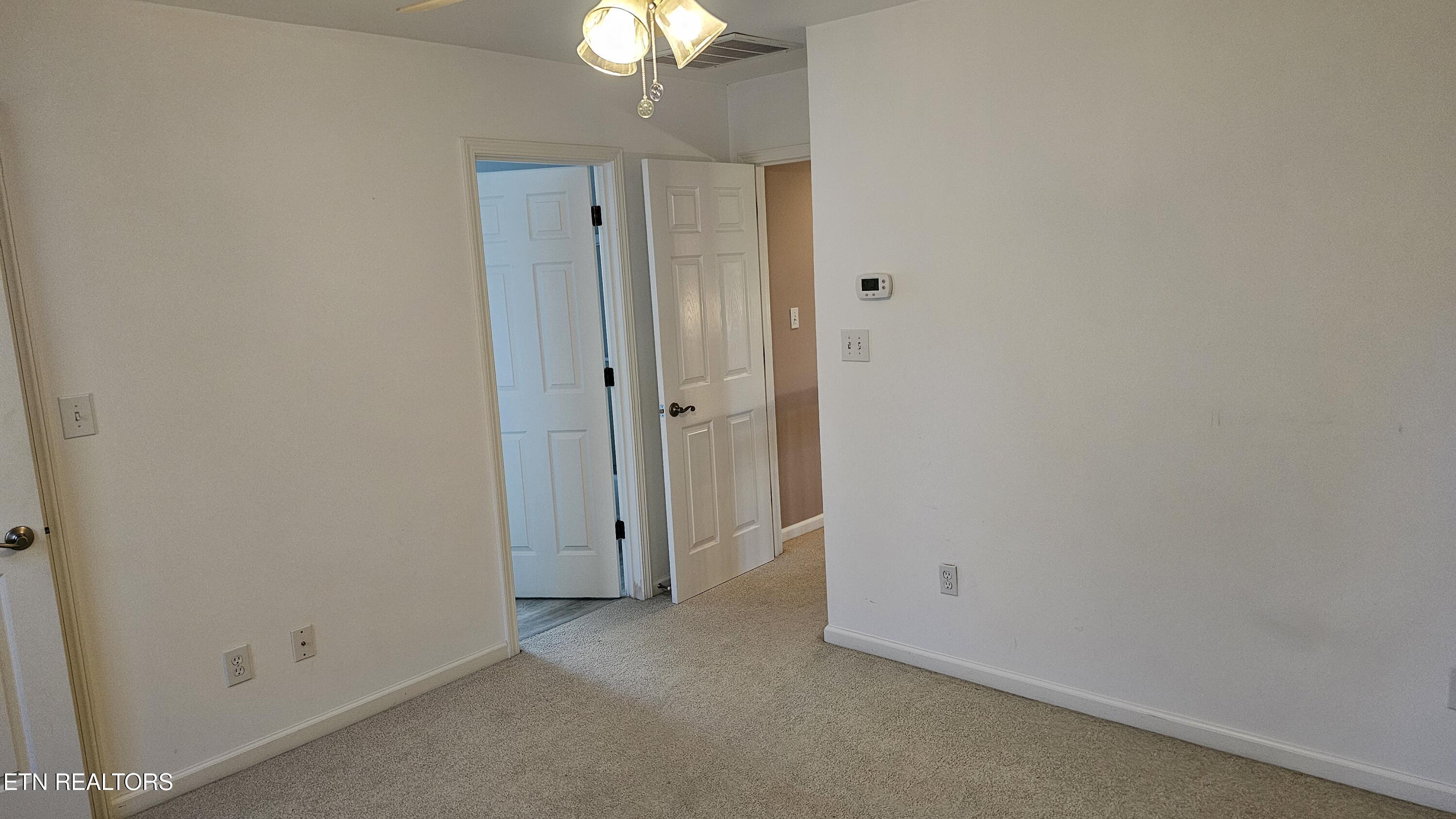 302 Oostanali Circle, Loudon, TN - Fort Loudoun and Tellico Lake Real Estate - Image# 41