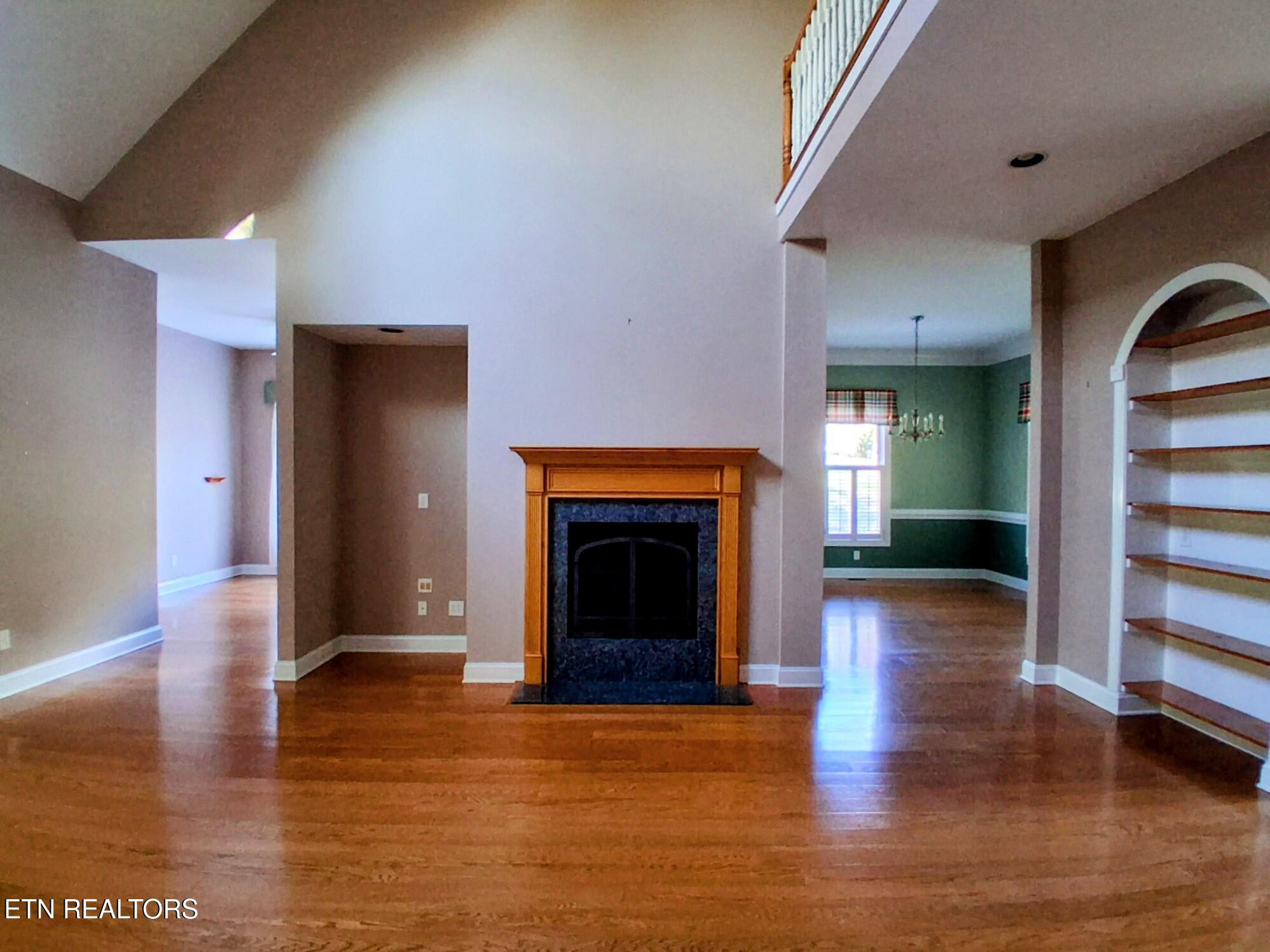 302 Oostanali Circle, Loudon, TN - Fort Loudoun and Tellico Lake Real Estate - Image# 14