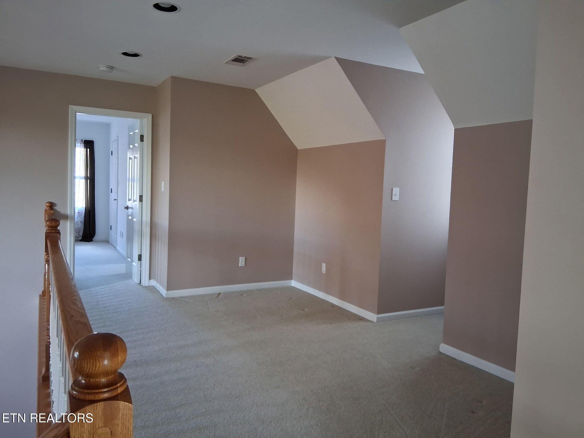 302 Oostanali Circle, Loudon, TN - Fort Loudoun and Tellico Lake Real Estate - Image# 19