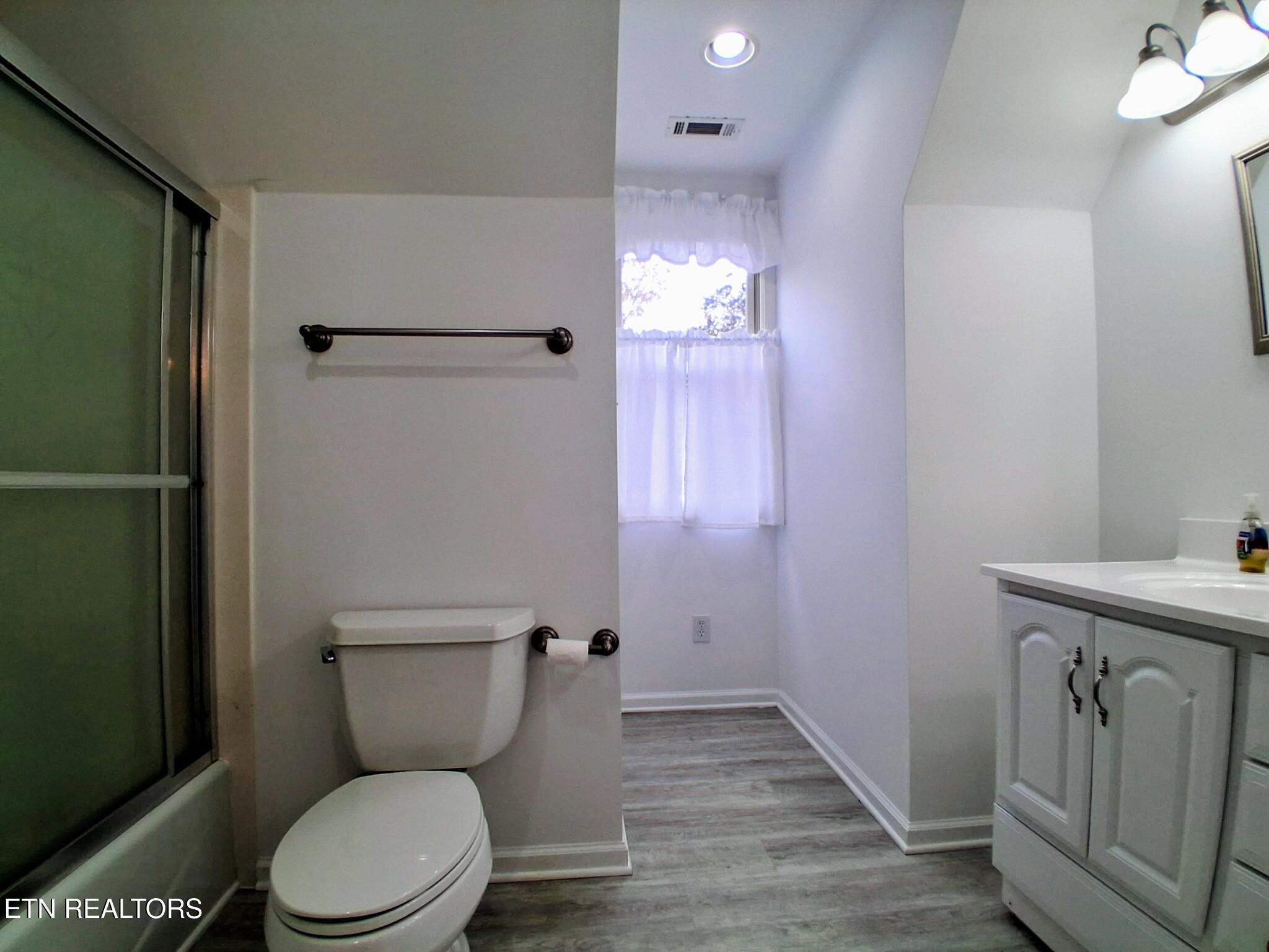 302 Oostanali Circle, Loudon, TN - Fort Loudoun and Tellico Lake Real Estate - Image# 57