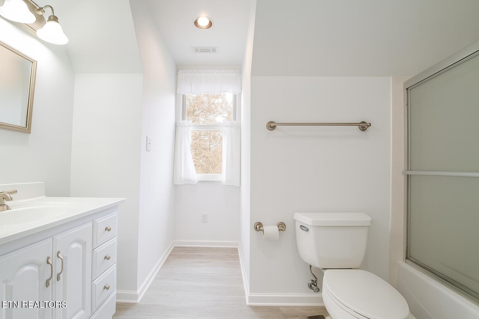 302 Oostanali Circle, Loudon, TN - Fort Loudoun and Tellico Lake Real Estate - Image# 51