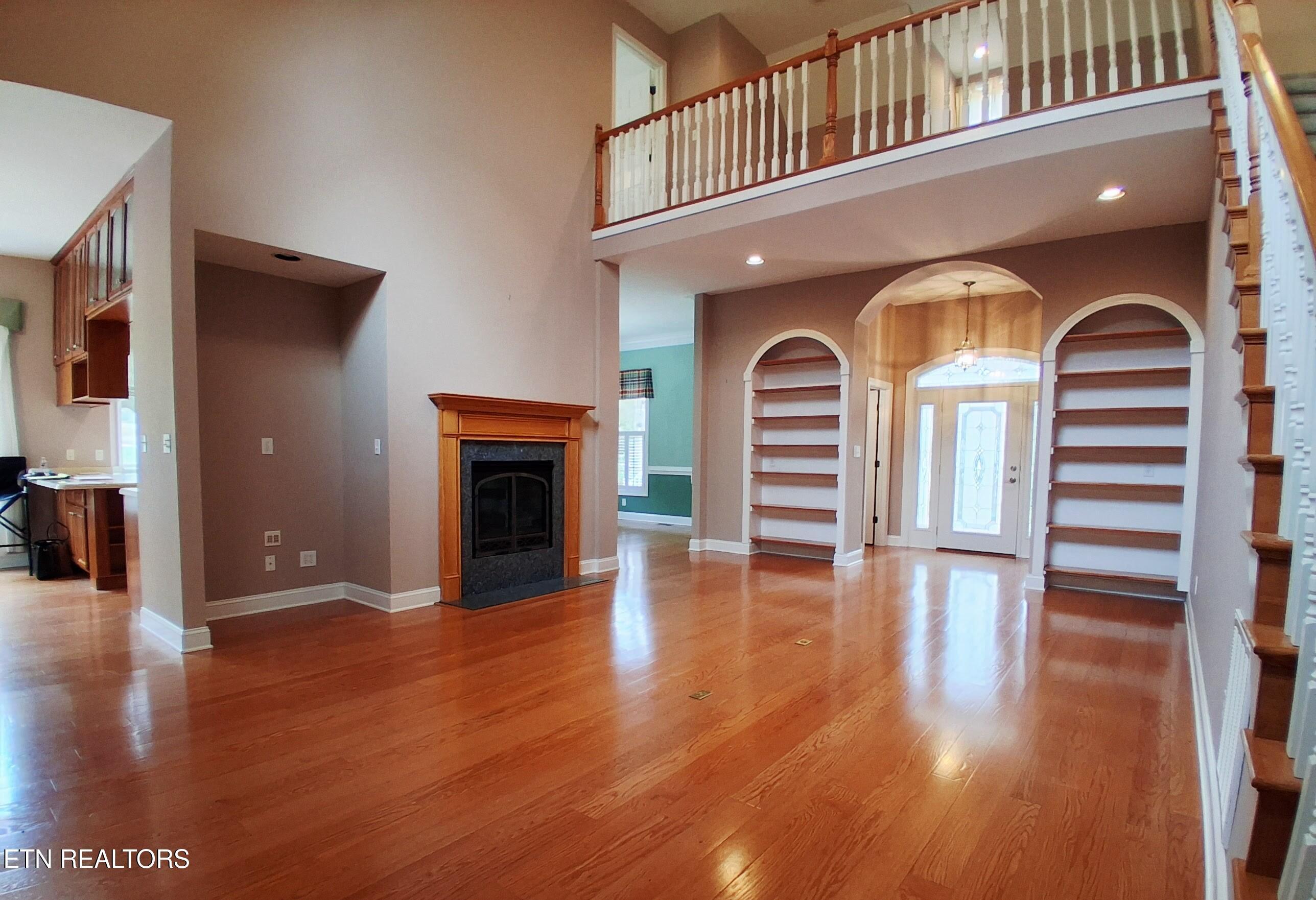 302 Oostanali Circle, Loudon, TN - Fort Loudoun and Tellico Lake Real Estate - Image# 12