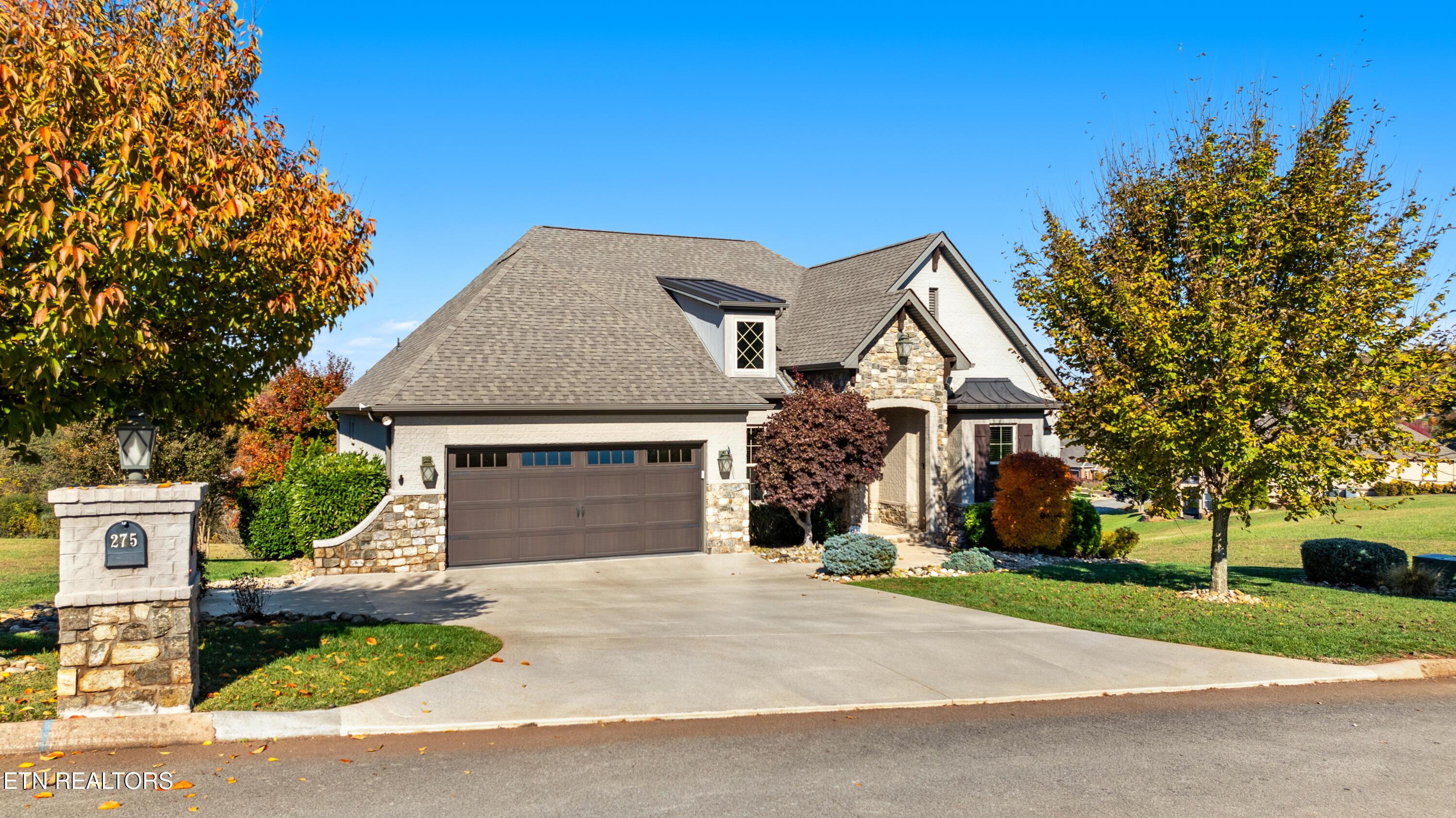 275 Hummingbird Drive, Vonore, TN - Fort Loudoun and Tellico Lake Real Estate - Image# 2