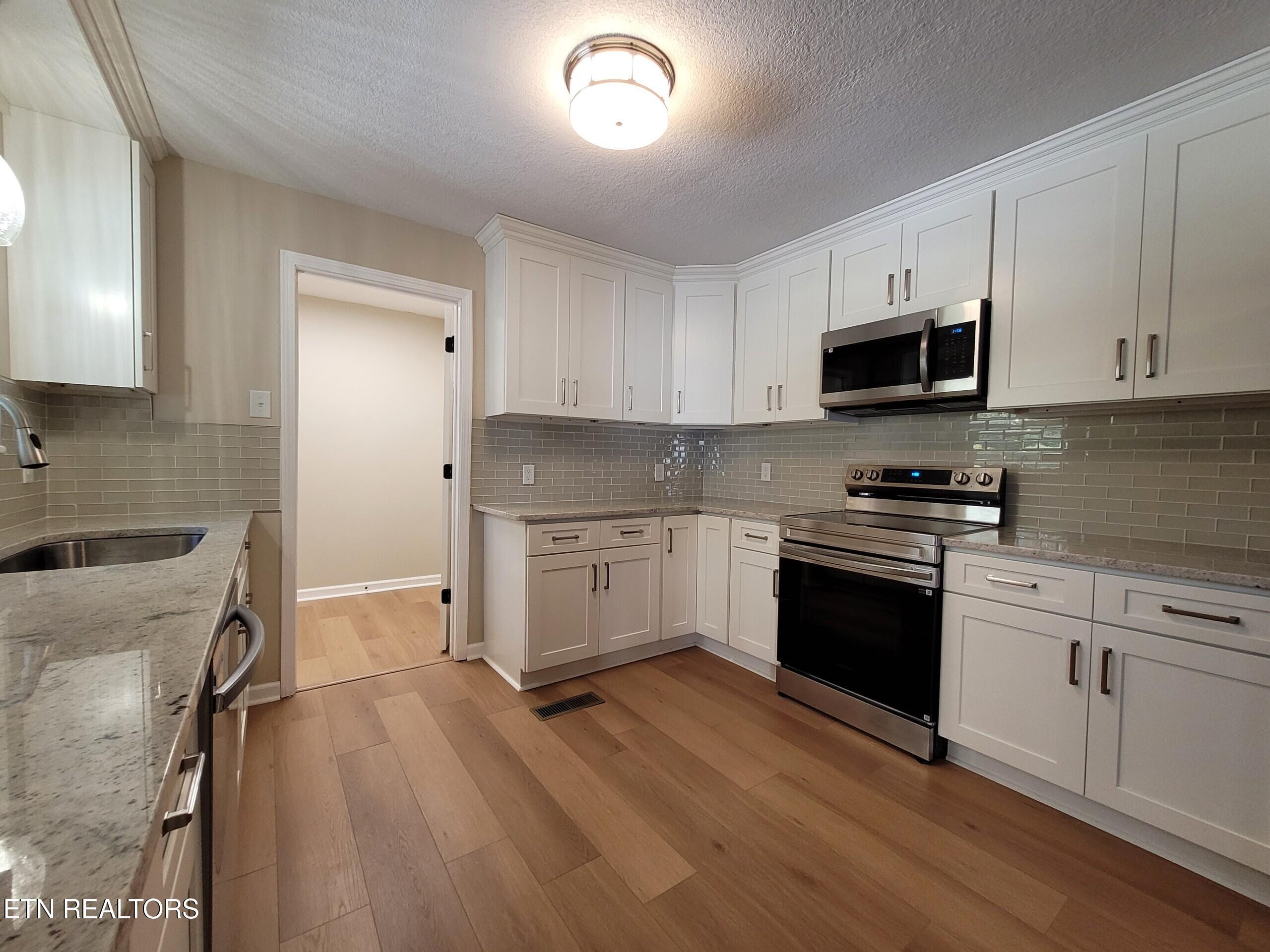 12409 Boyd Station Rd, Knoxville, TN - Fort Loudoun and Tellico Lake Real Estate - Image# 2