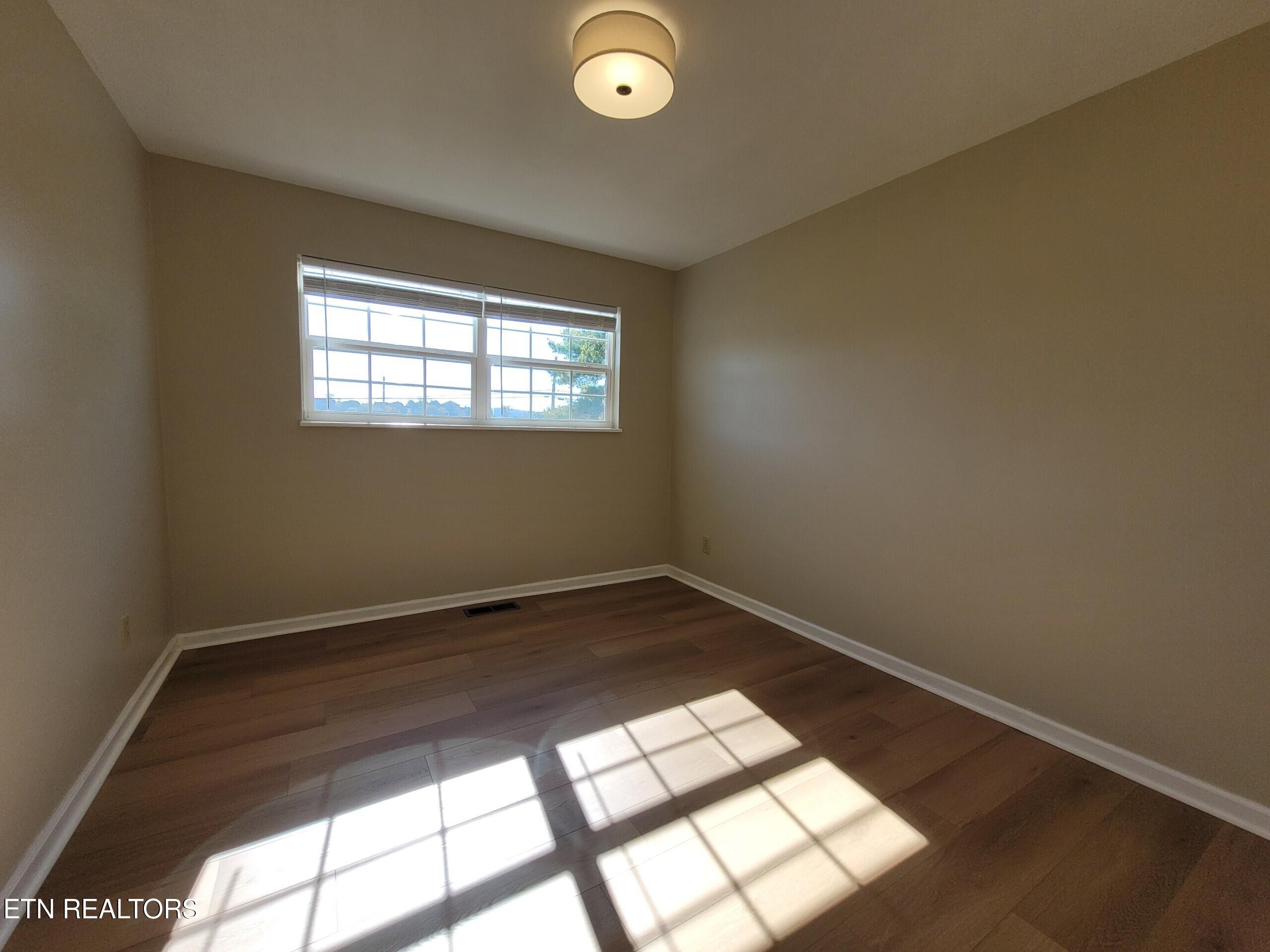 12409 Boyd Station Rd, Knoxville, TN - Fort Loudoun and Tellico Lake Real Estate - Image# 13