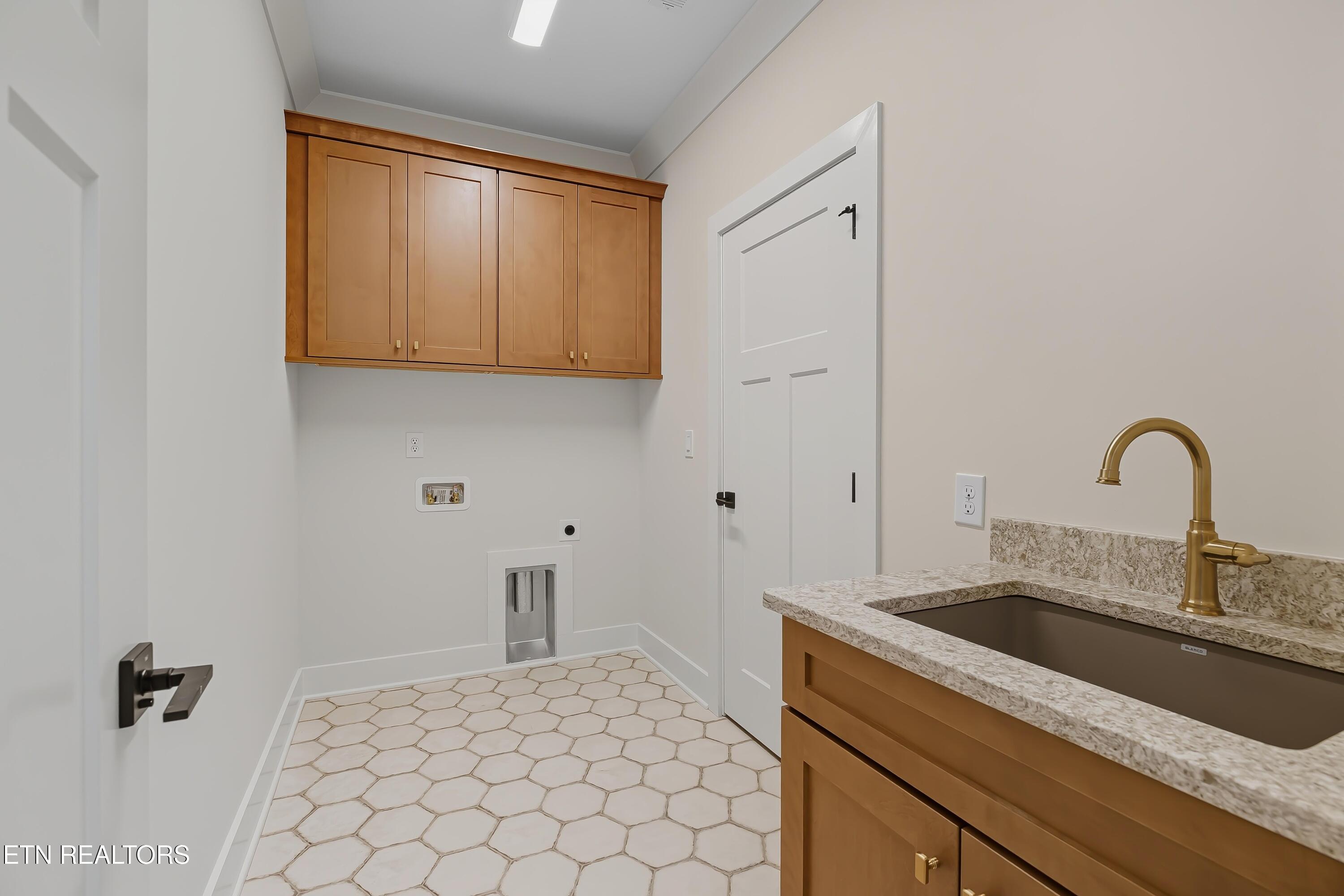 1245 Wagon Hitch Rd, Knoxville, TN - Fort Loudoun and Tellico Lake Real Estate - Image# 38