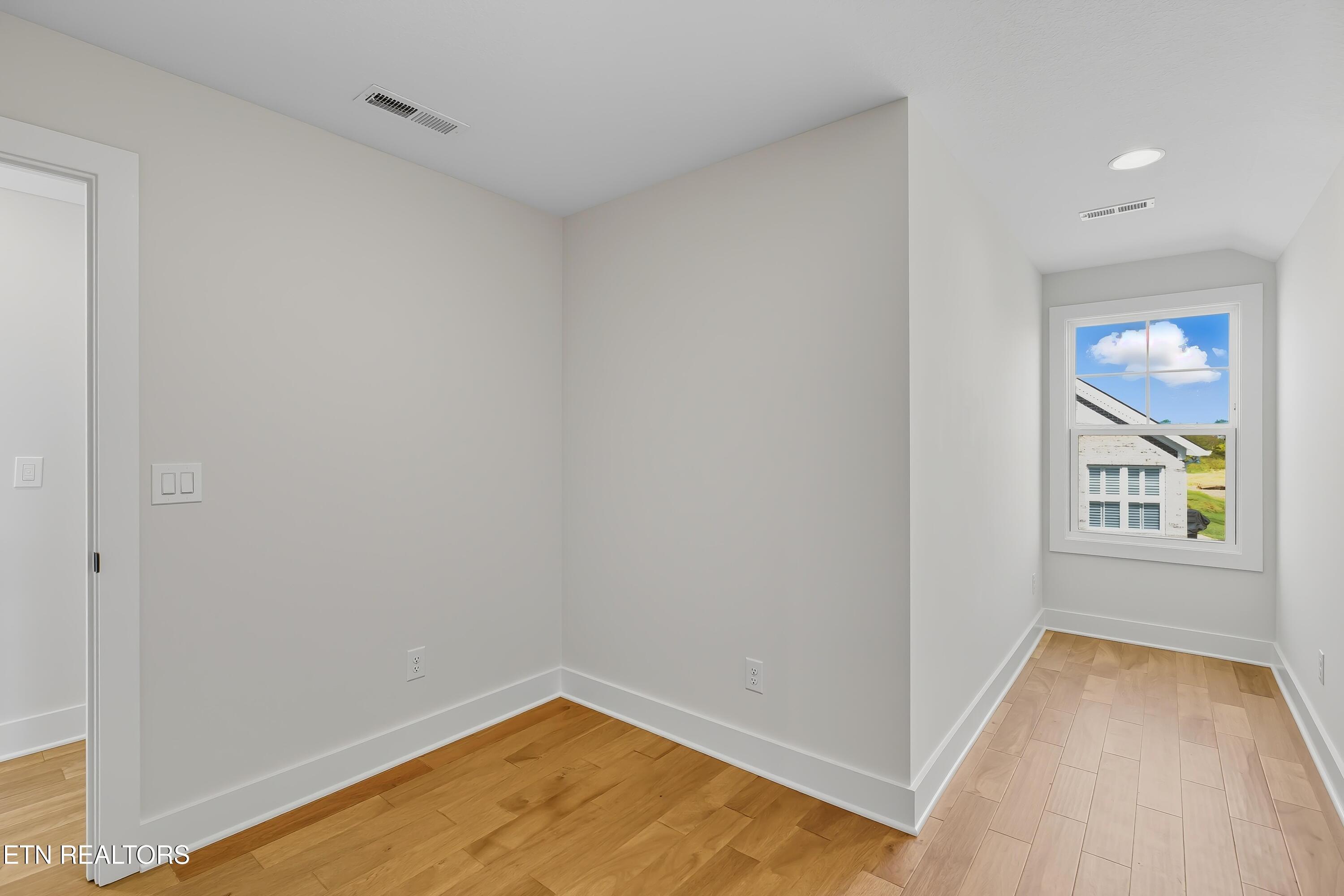 1245 Wagon Hitch Rd, Knoxville, TN - Fort Loudoun and Tellico Lake Real Estate - Image# 47