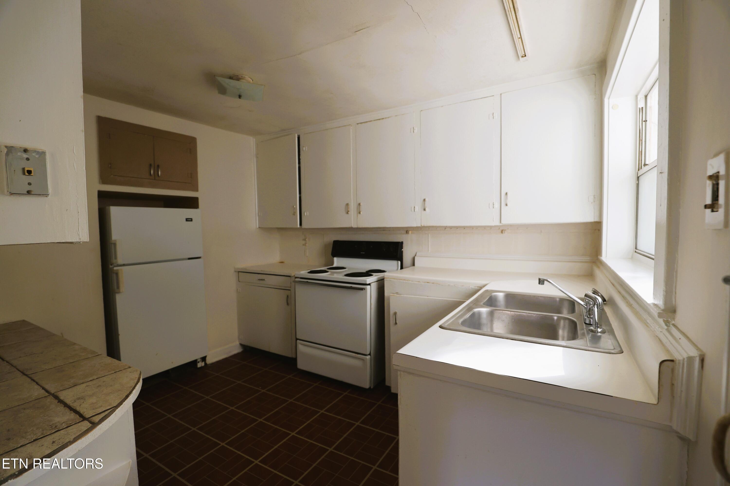 2353 Quiet Side Lane, Knoxville, TN - Fort Loudoun and Tellico Lake Real Estate - Image# 17