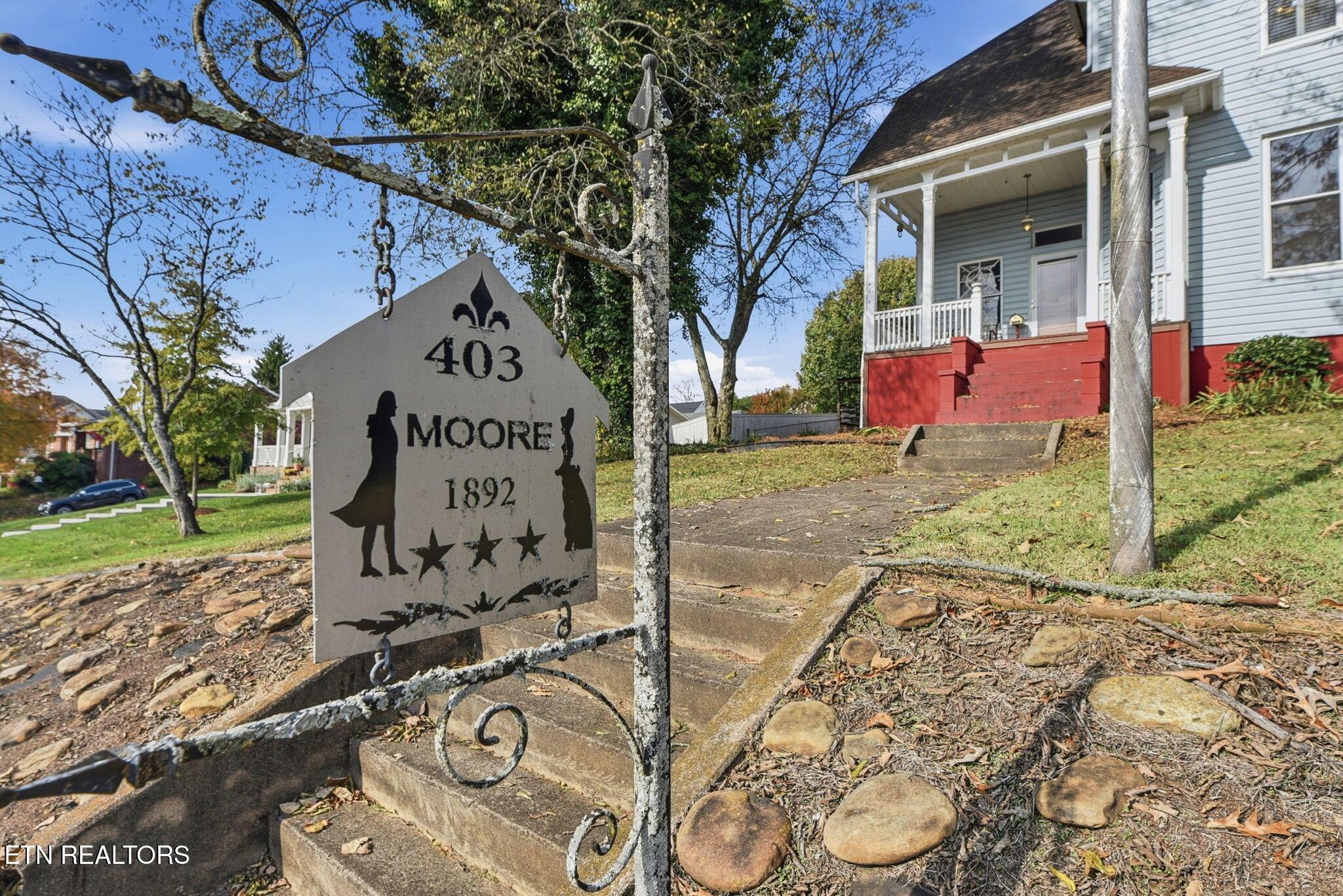 403 E 2nd Ave, Lenoir City, TN - Fort Loudoun and Tellico Lake Real Estate - Image# 2