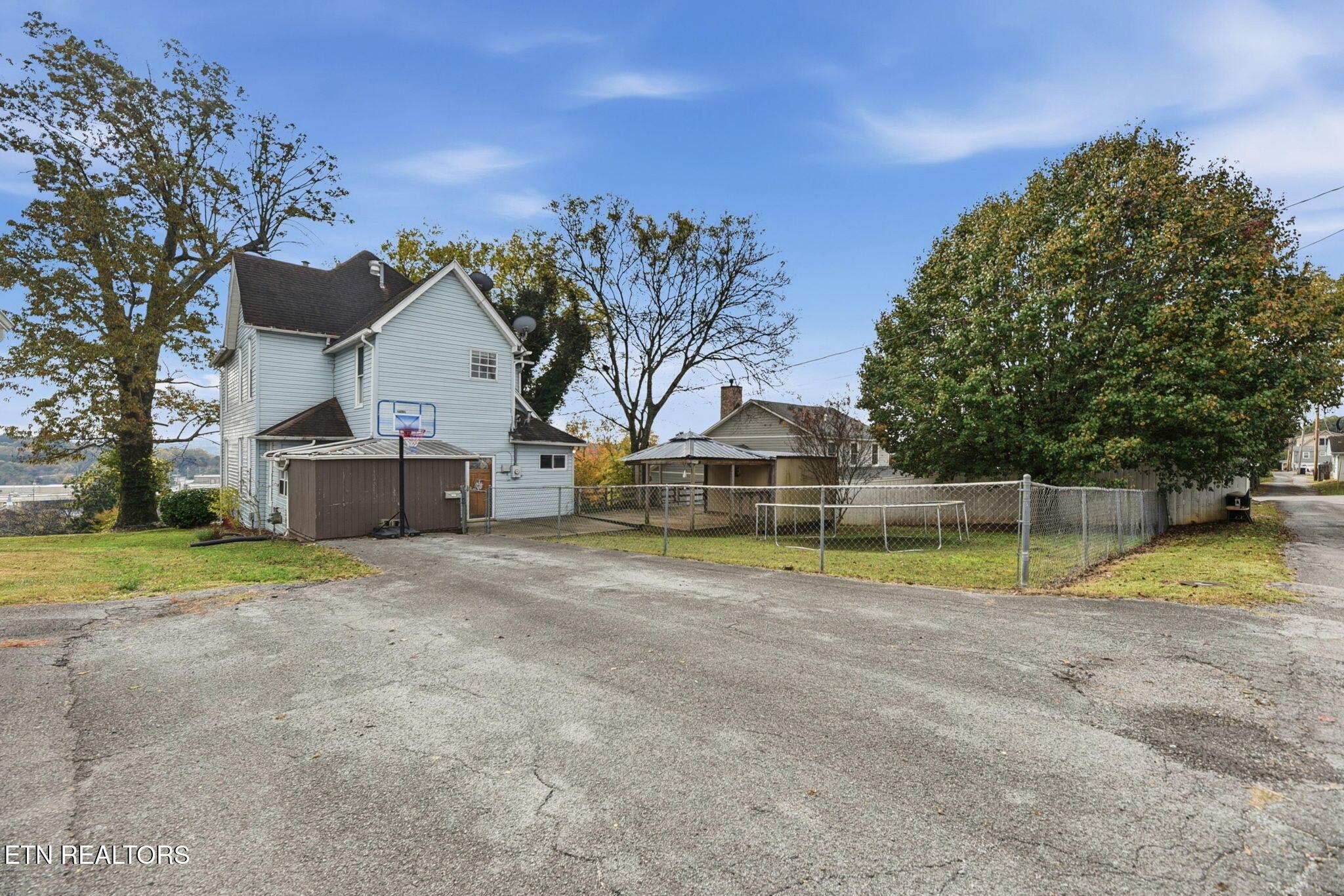 403 E 2nd Ave, Lenoir City, TN - Fort Loudoun and Tellico Lake Real Estate - Image# 42