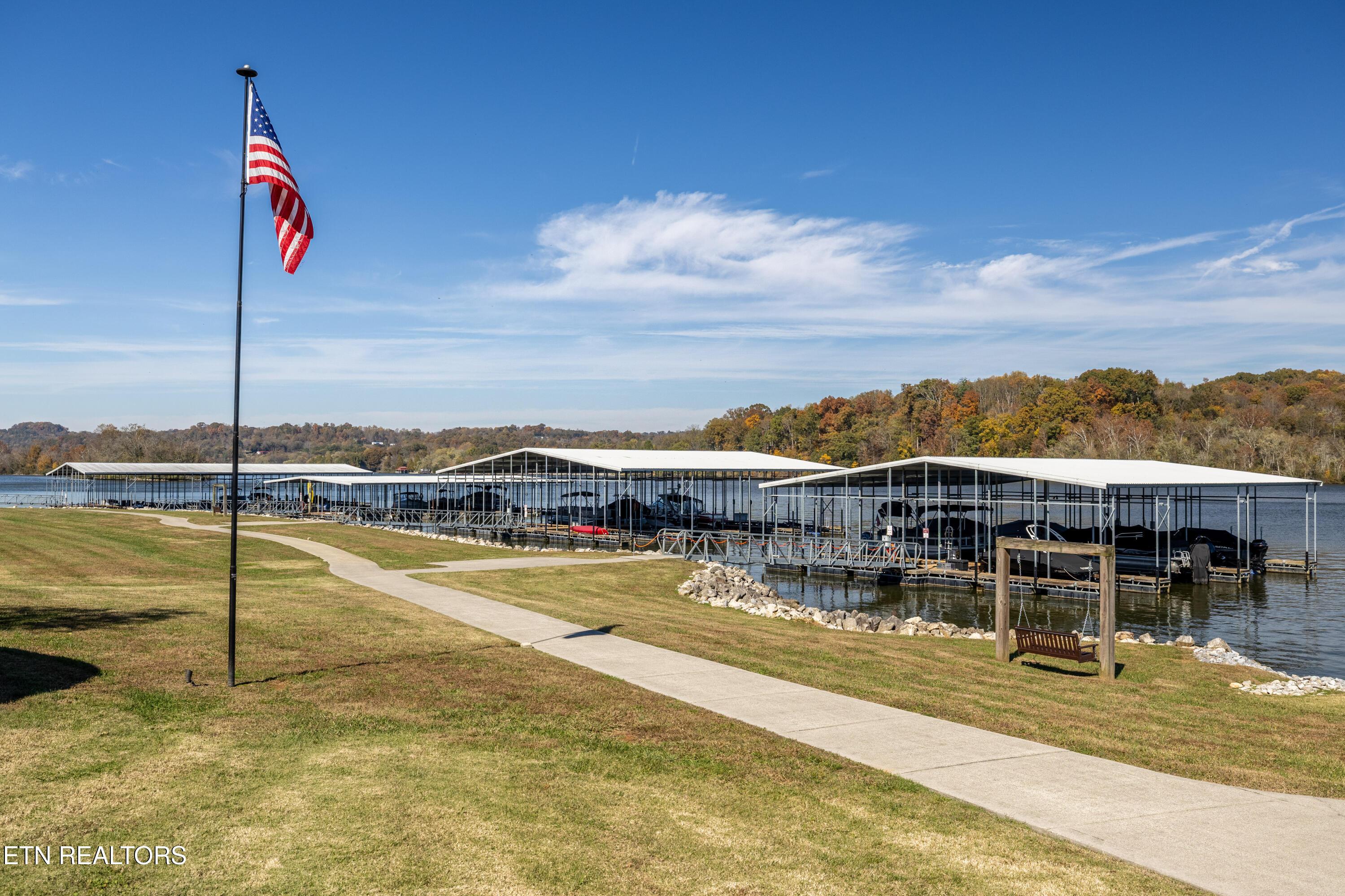 316 Cape Lookout, Loudon, TN - Fort Loudoun and Tellico Lake Real Estate - Image# 16